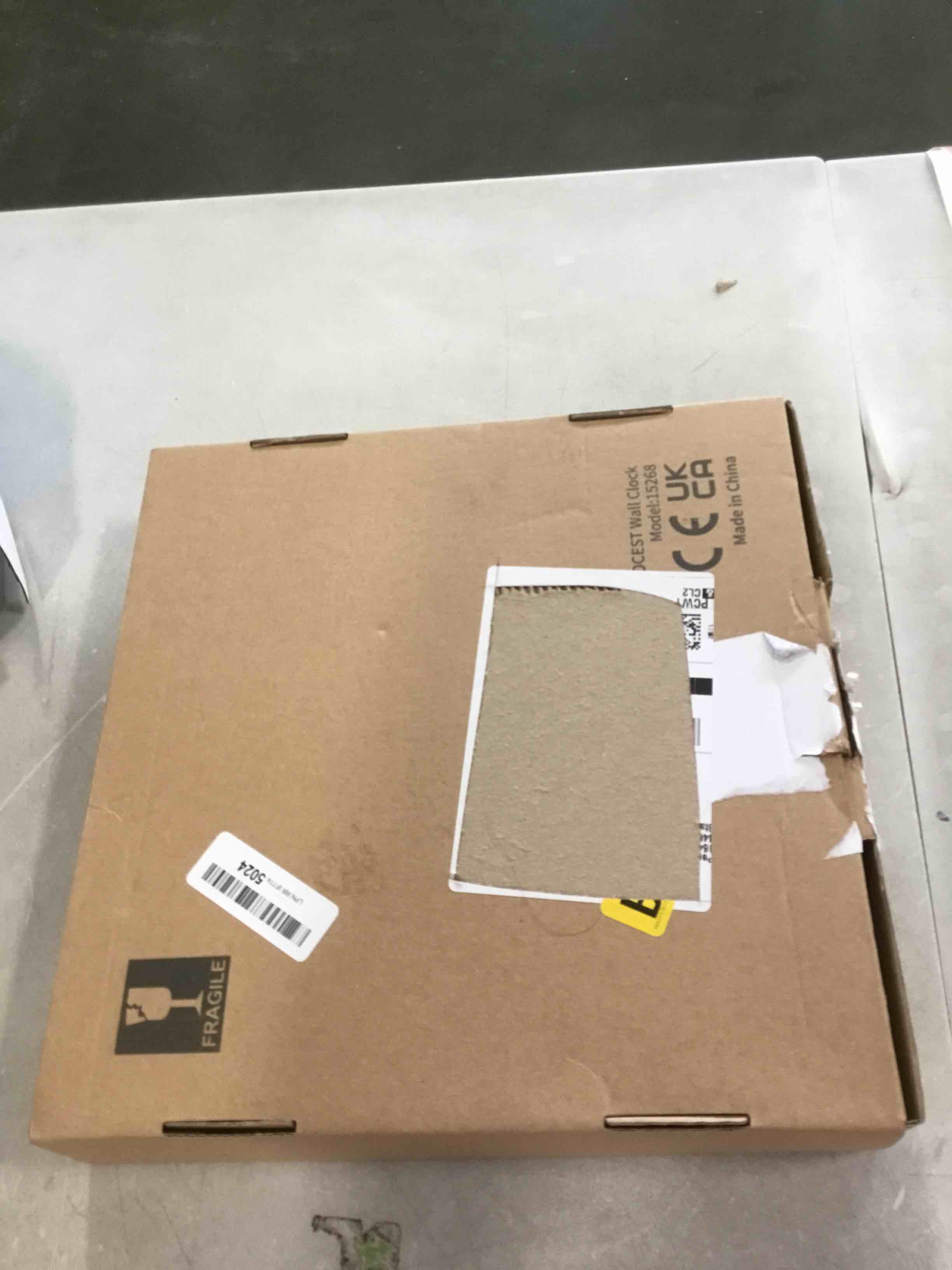https://s3.amazonaws.com/lotting-images-prod/bidfta/RED6227715_1713272466094.jpeg