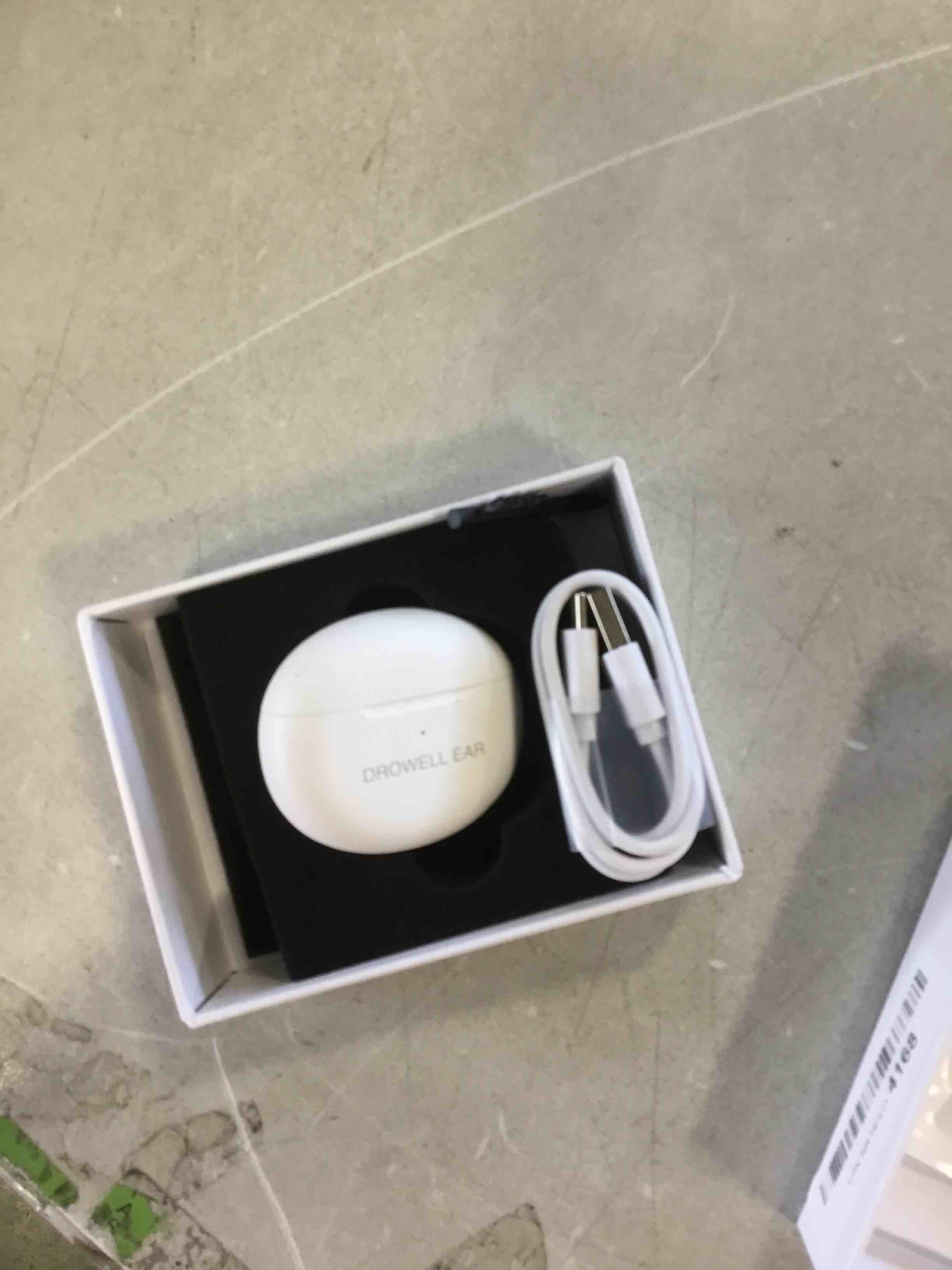 https://s3.amazonaws.com/lotting-images-prod/bidfta/RED6227912_1713297041416.jpeg