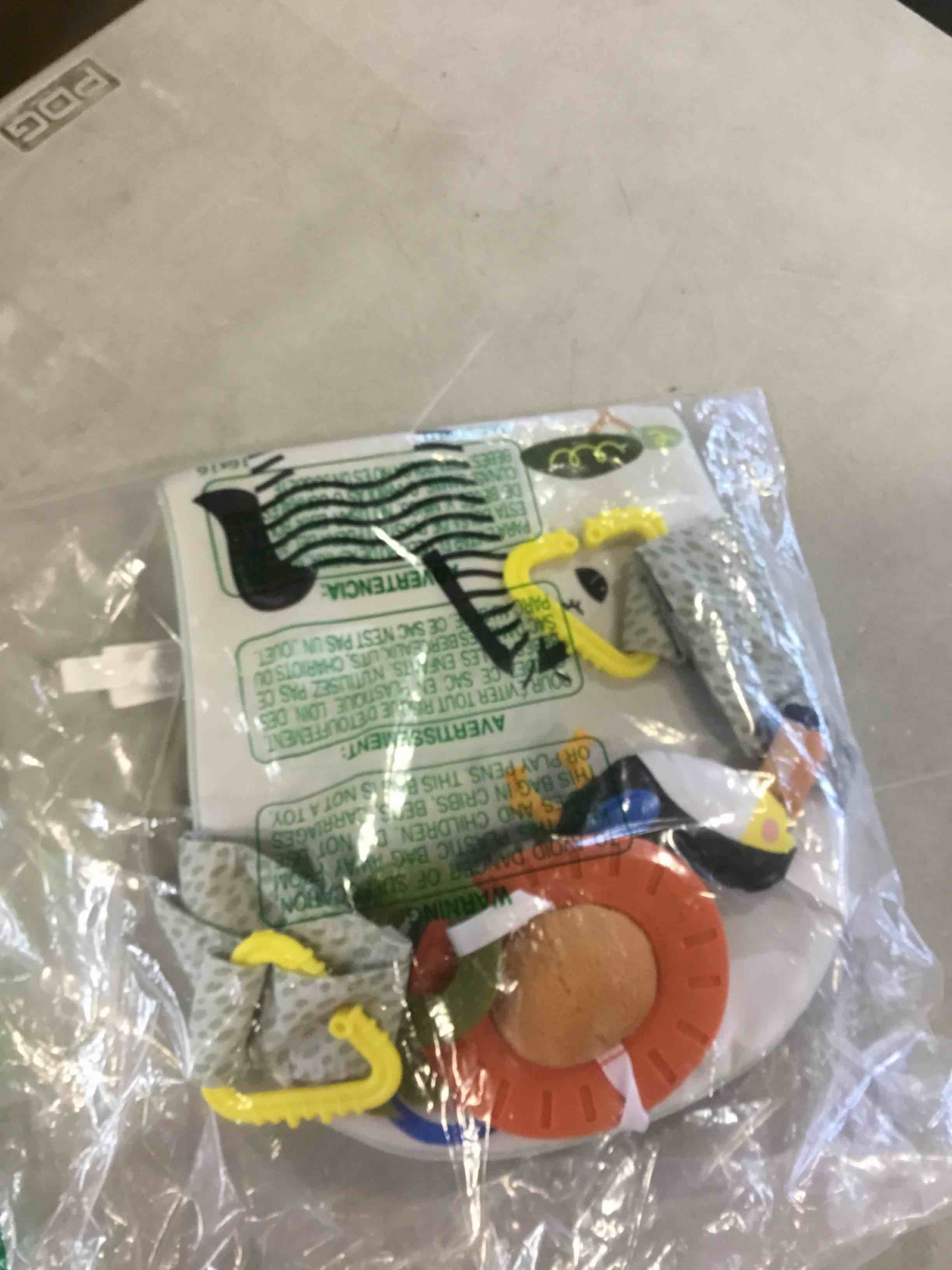 https://s3.amazonaws.com/lotting-images-prod/bidfta/RED6227915_1713297166700.jpeg