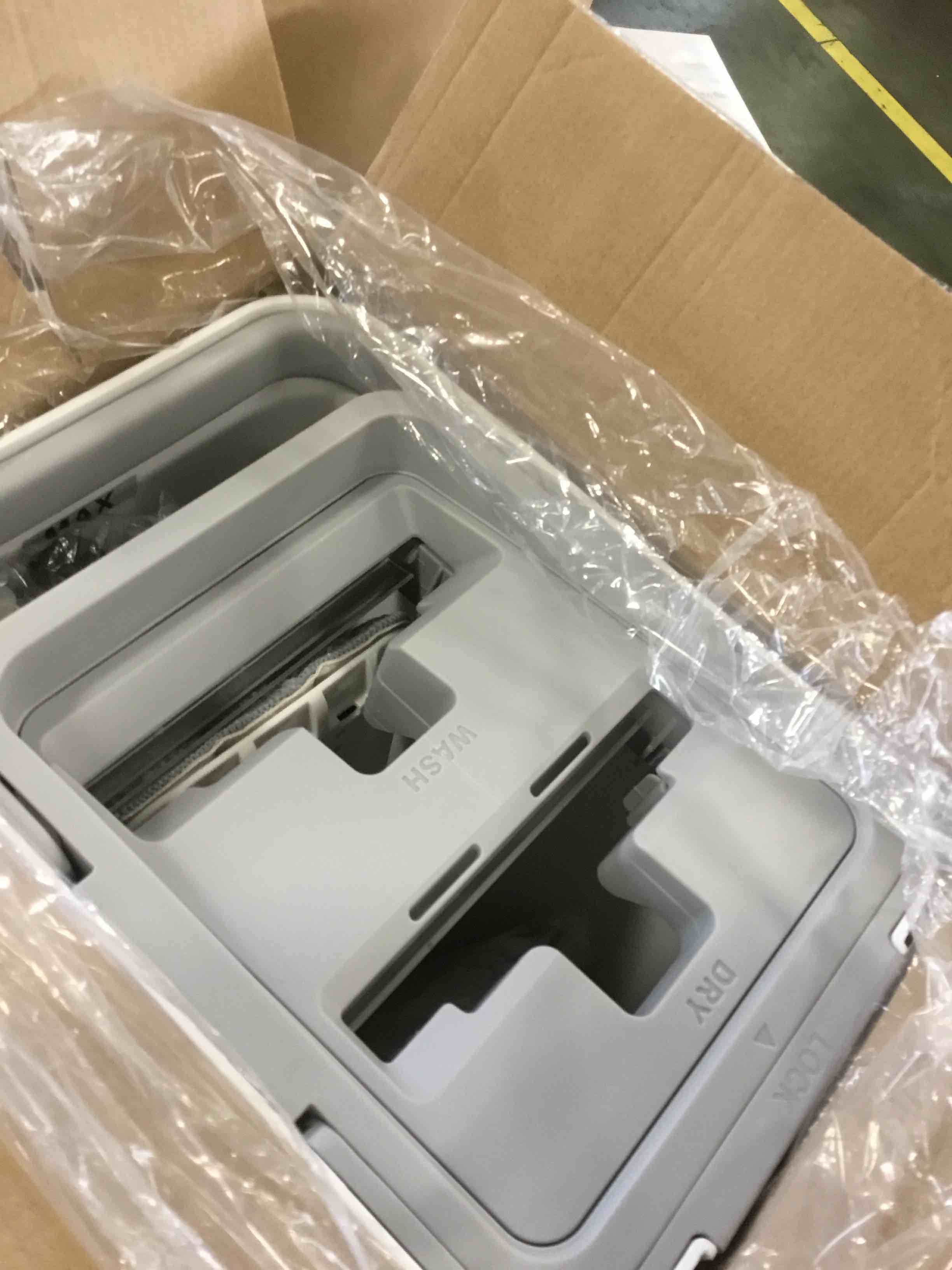 https://s3.amazonaws.com/lotting-images-prod/bidfta/RED6228039_1713359762519.jpeg