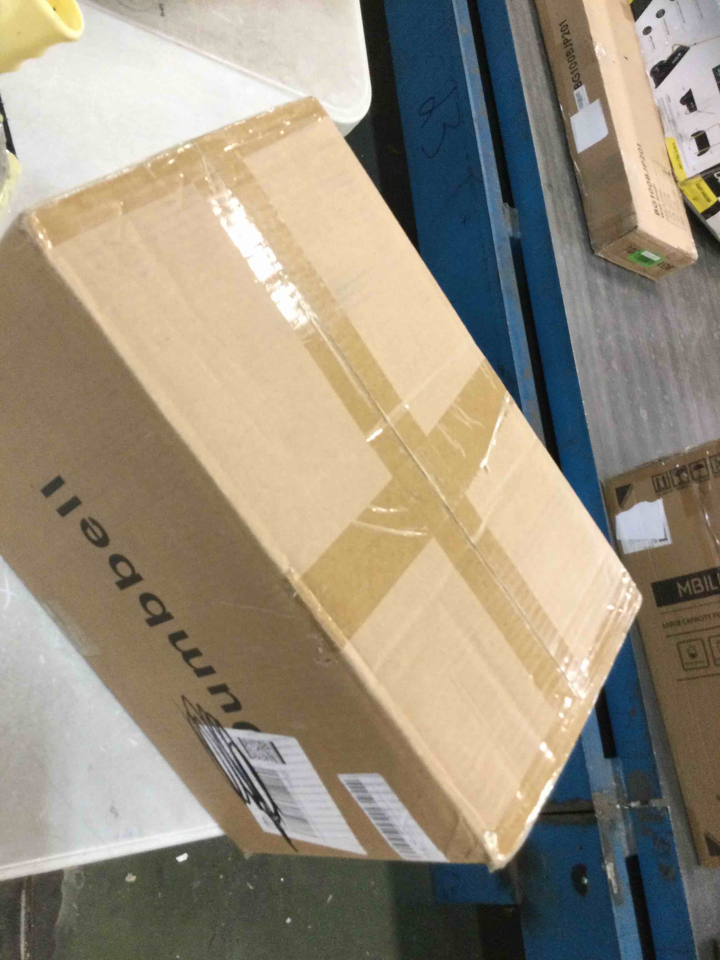 https://s3.amazonaws.com/lotting-images-prod/bidfta/RED6228932_1713981761319.jpeg