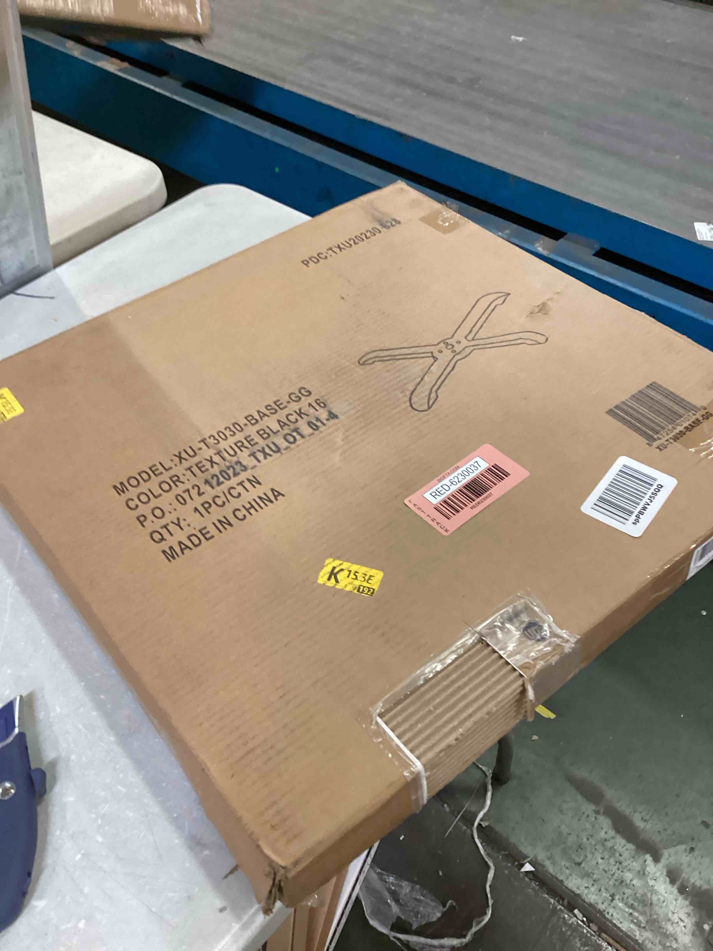 https://s3.amazonaws.com/lotting-images-prod/bidfta/RED6230037_1713889071594.jpeg