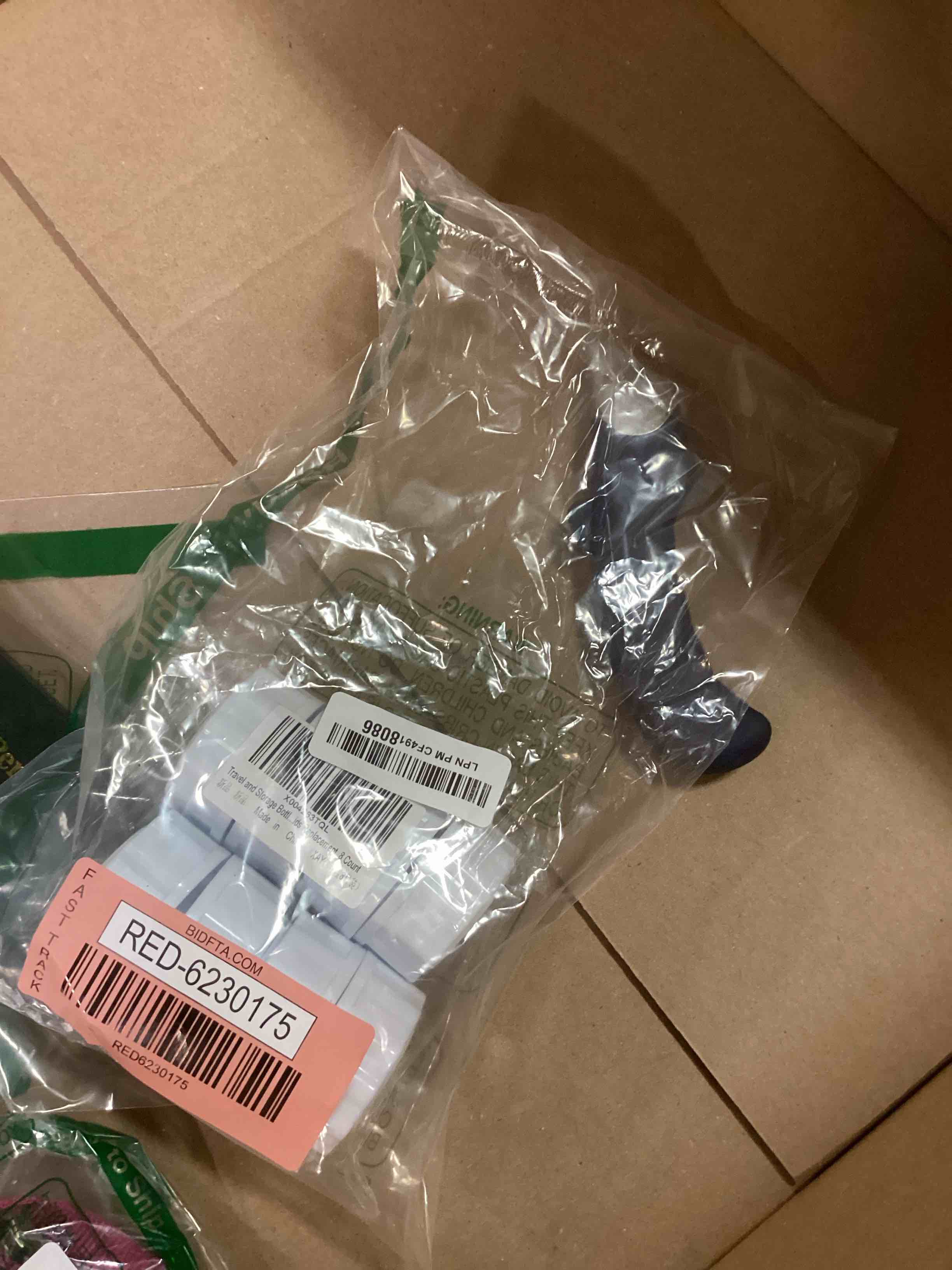 https://s3.amazonaws.com/lotting-images-prod/bidfta/RED6230175_1713964694087.jpeg