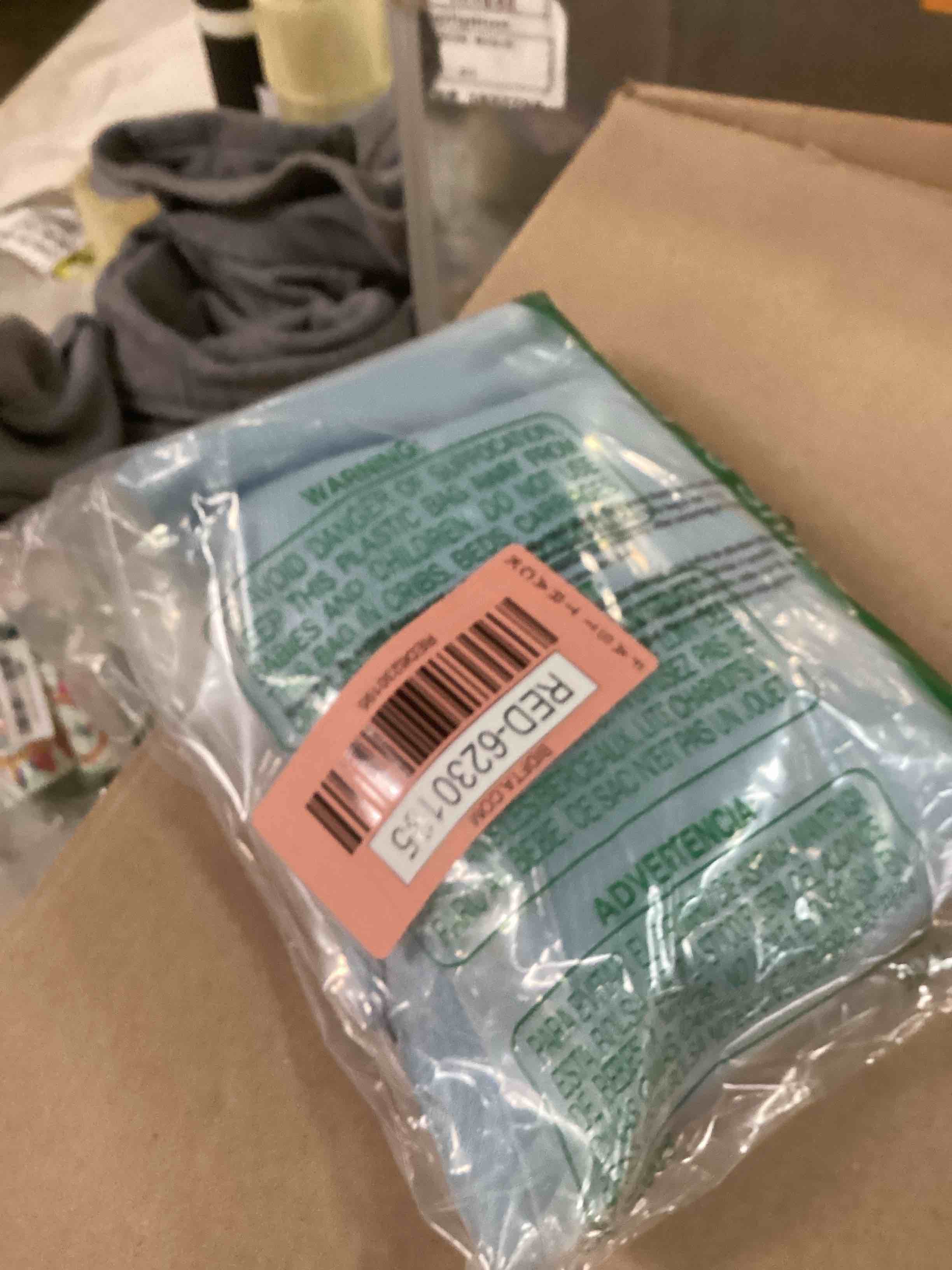 https://s3.amazonaws.com/lotting-images-prod/bidfta/RED6230195_1713963647092.jpeg