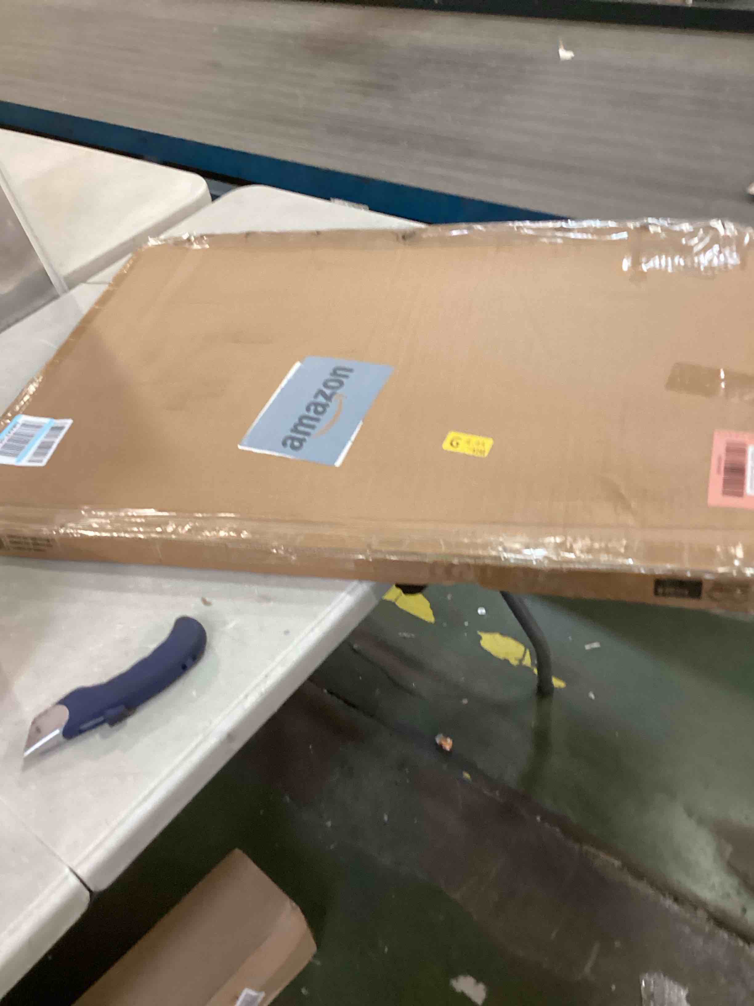 https://s3.amazonaws.com/lotting-images-prod/bidfta/RED6230283_1713979619389.jpeg