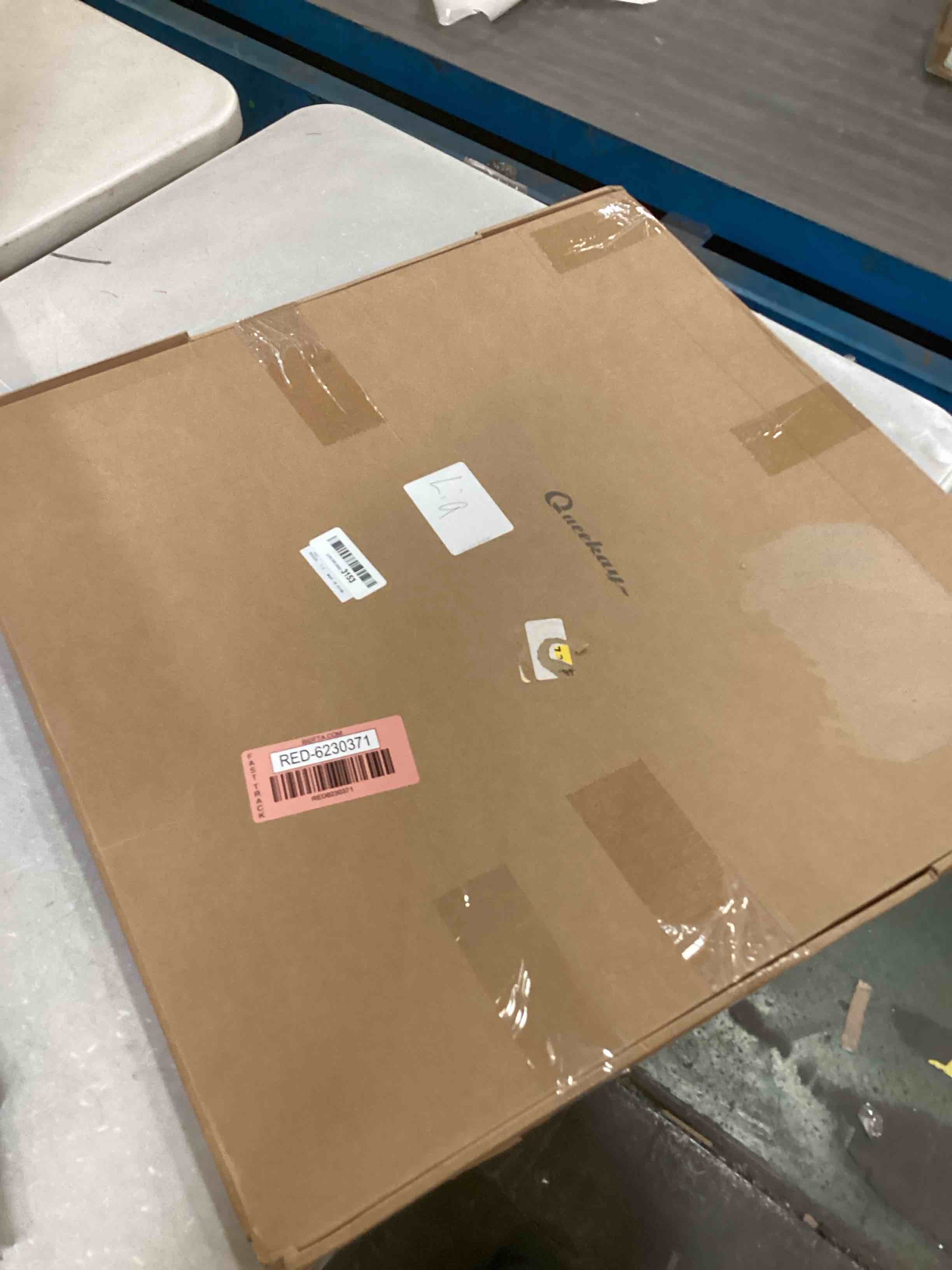 https://s3.amazonaws.com/lotting-images-prod/bidfta/RED6230371_1713990179314.jpeg