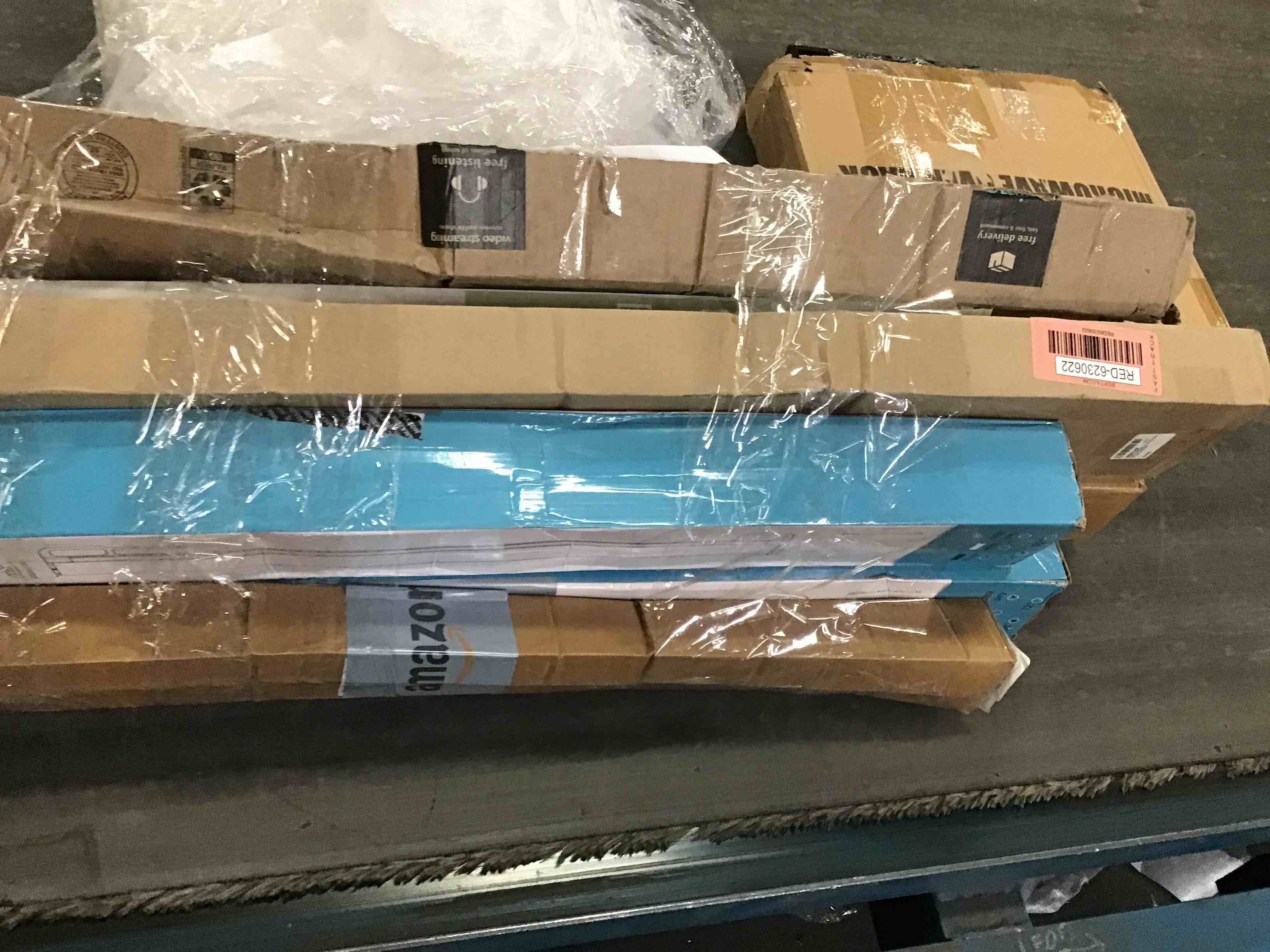 https://s3.amazonaws.com/lotting-images-prod/bidfta/RED6230622_1714142193631.jpeg