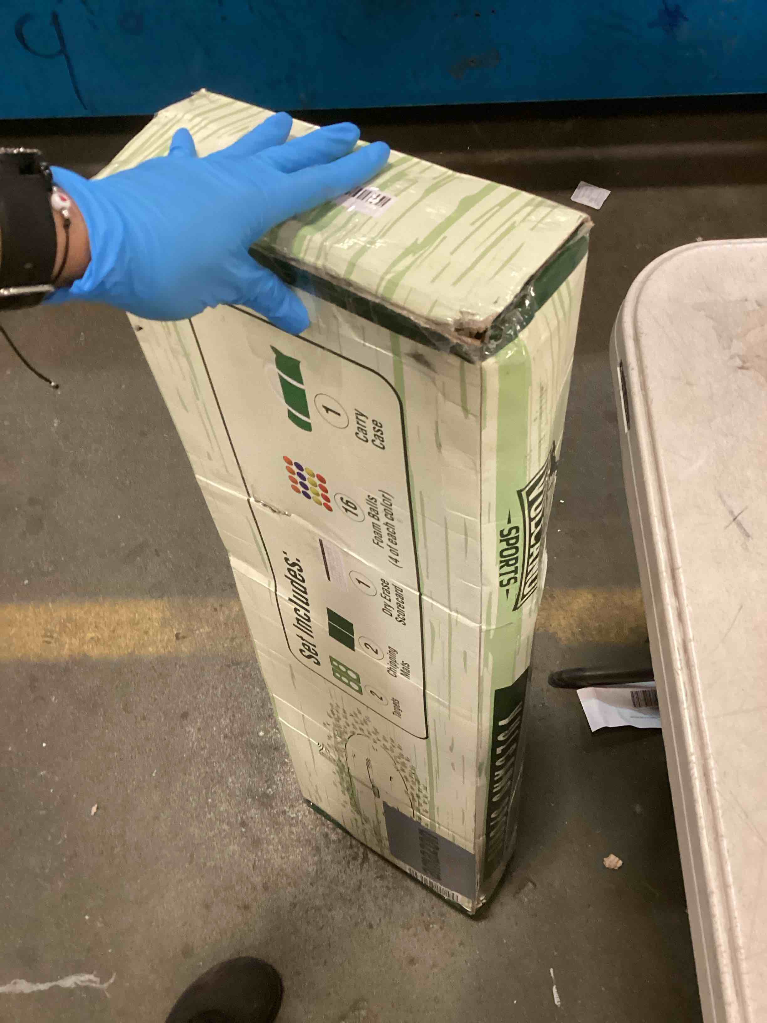 https://s3.amazonaws.com/lotting-images-prod/bidfta/RED6231448_1714398334277.jpeg