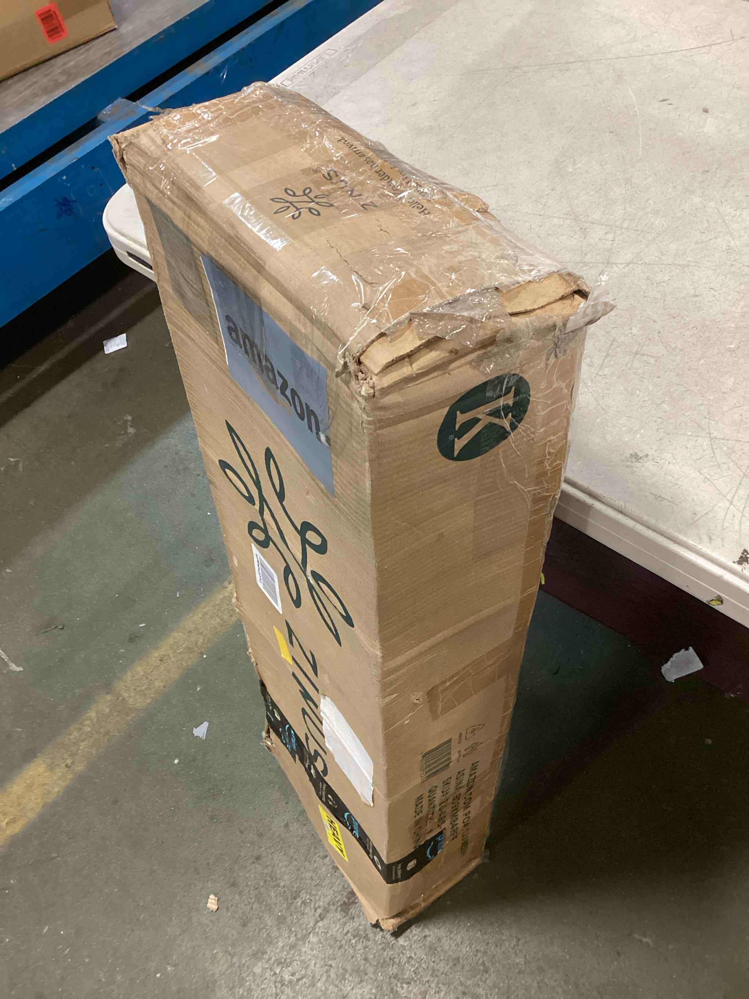 https://s3.amazonaws.com/lotting-images-prod/bidfta/RED6231466_1714396265711.jpeg