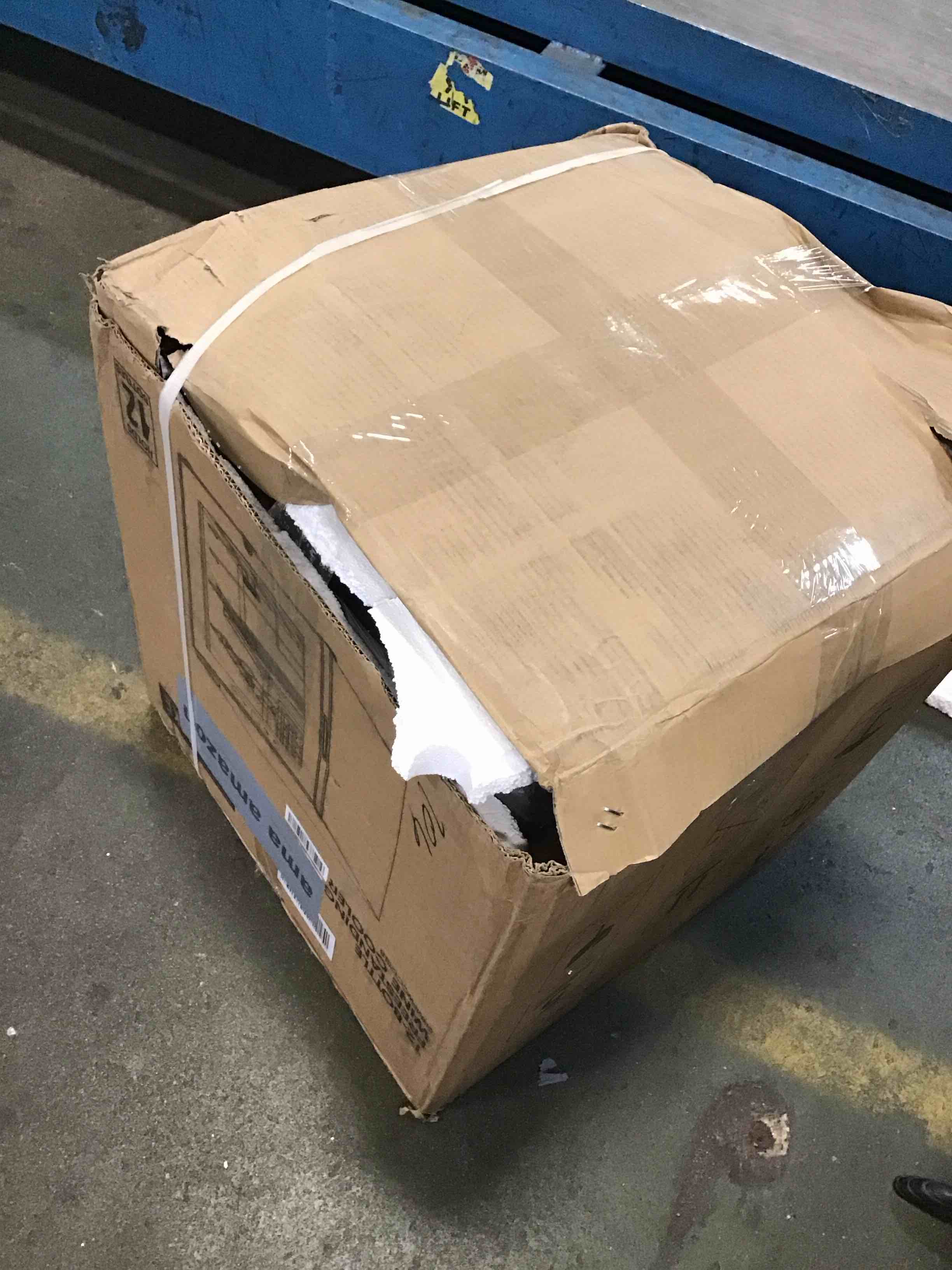 https://s3.amazonaws.com/lotting-images-prod/bidfta/RED6231668_1714421795346.jpeg