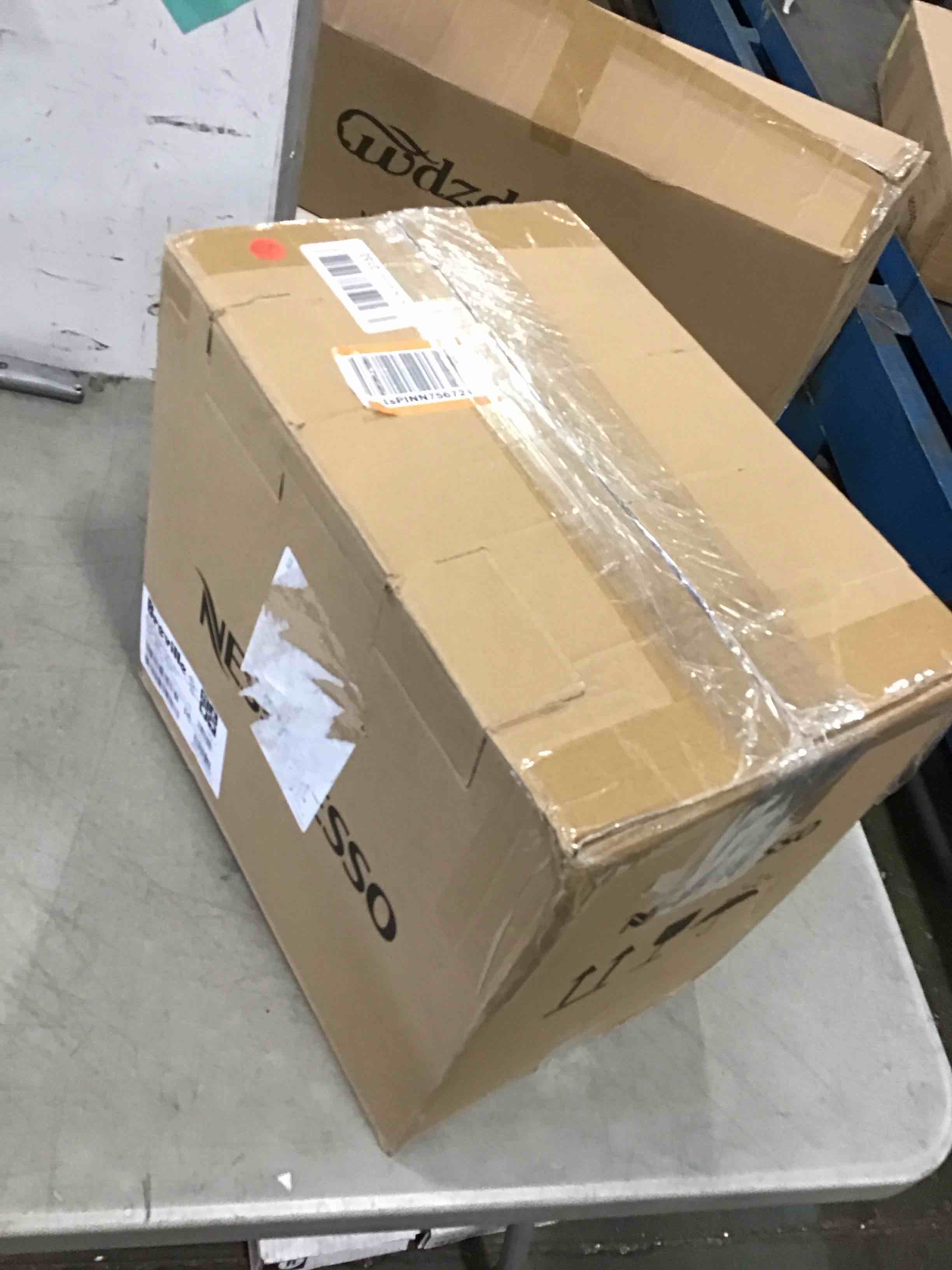 https://s3.amazonaws.com/lotting-images-prod/bidfta/RED6231735_1714487205038.jpeg