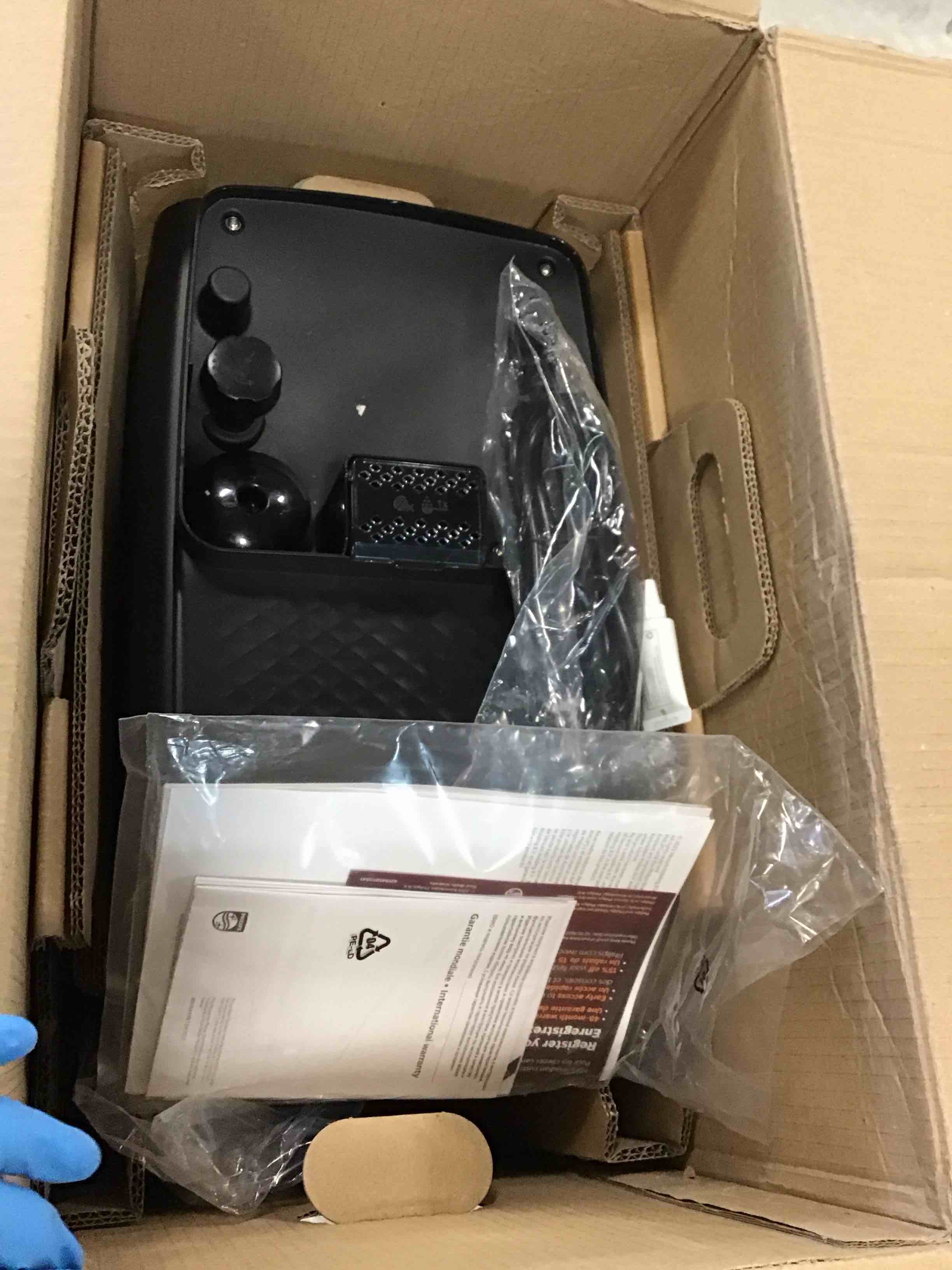 https://s3.amazonaws.com/lotting-images-prod/bidfta/RED6231736_1714487276849.jpeg