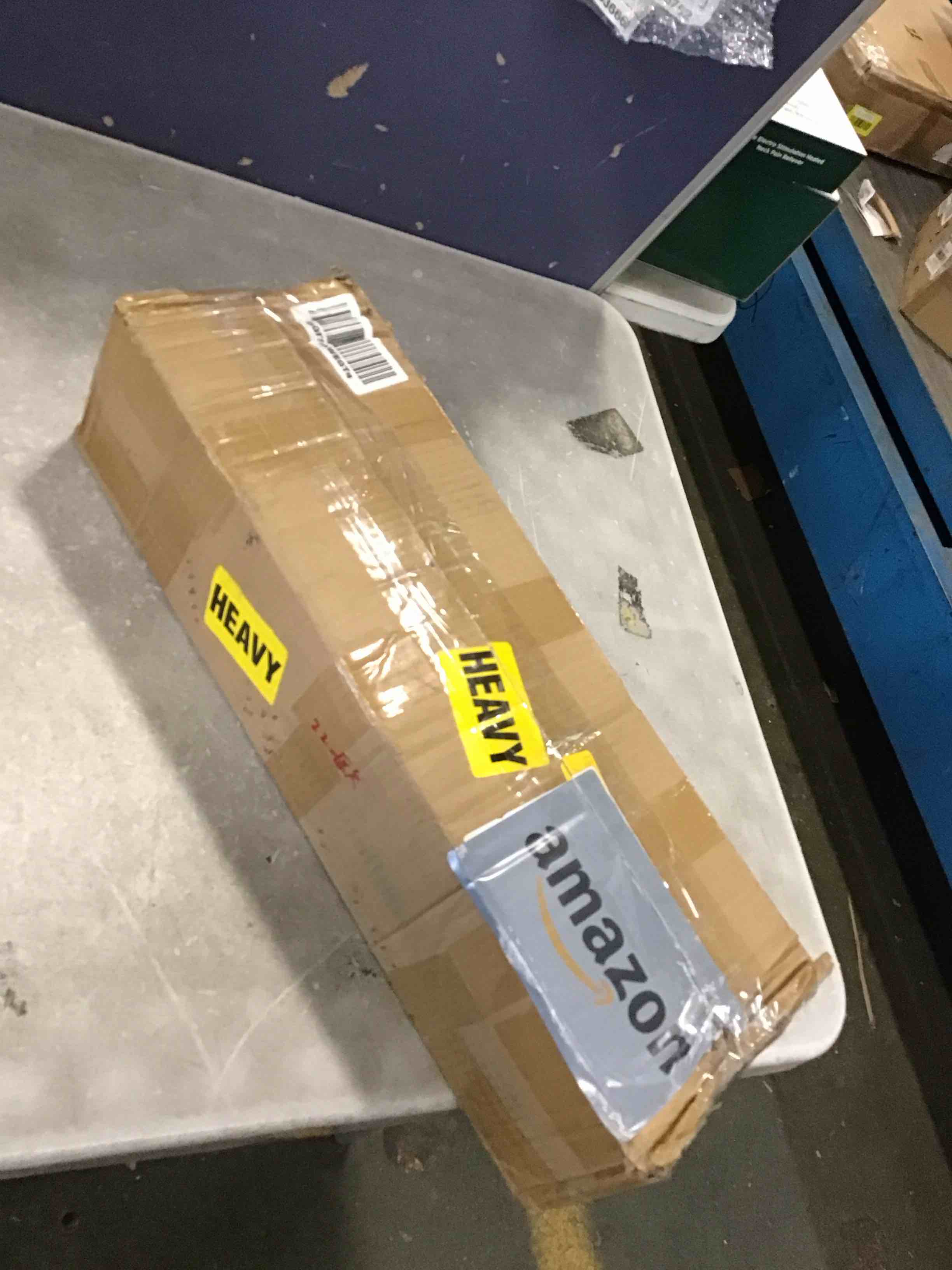 https://s3.amazonaws.com/lotting-images-prod/bidfta/RED6232702_1714671441466.jpeg