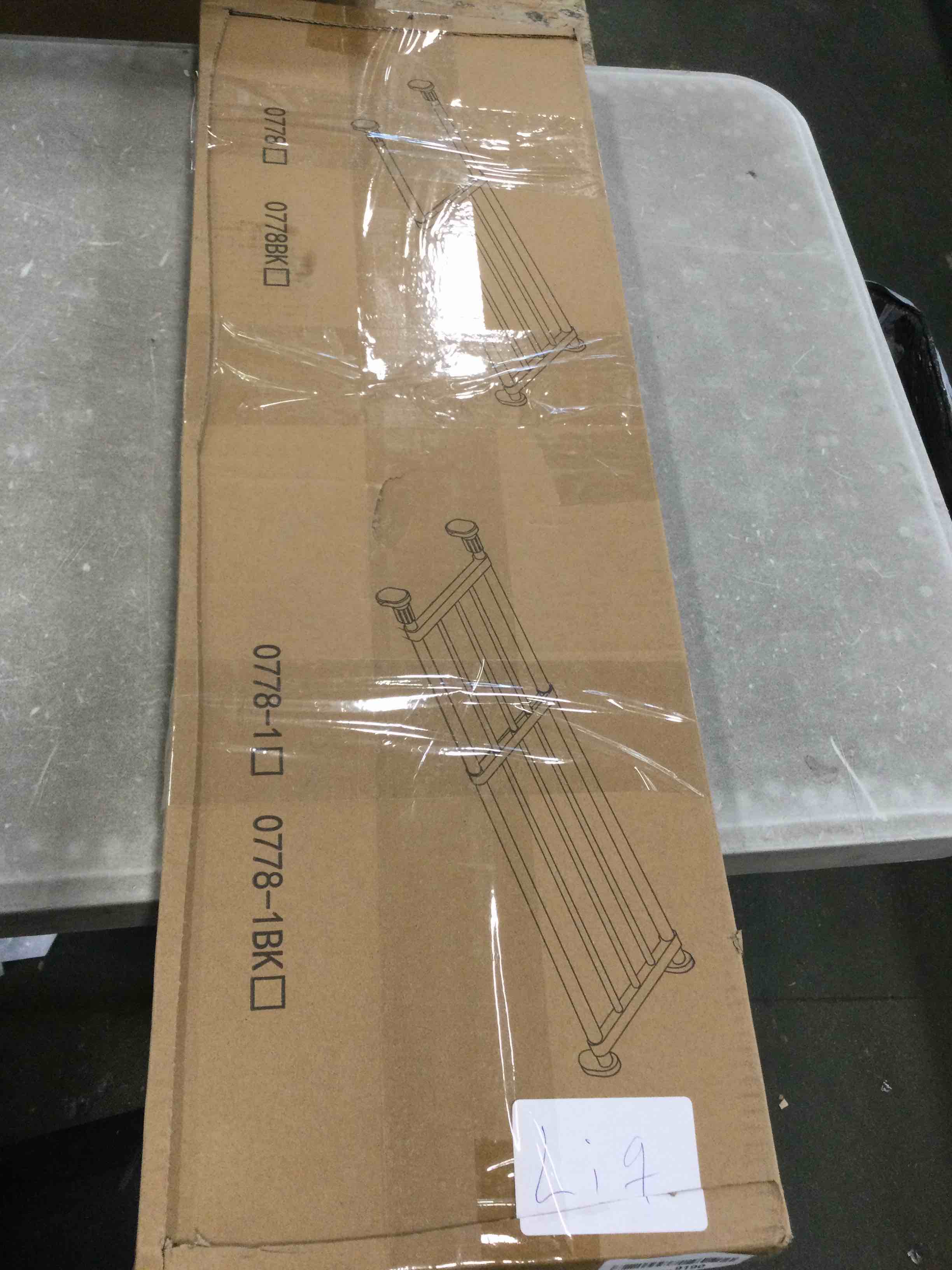 https://s3.amazonaws.com/lotting-images-prod/bidfta/RED6233111_1713623554818.jpeg