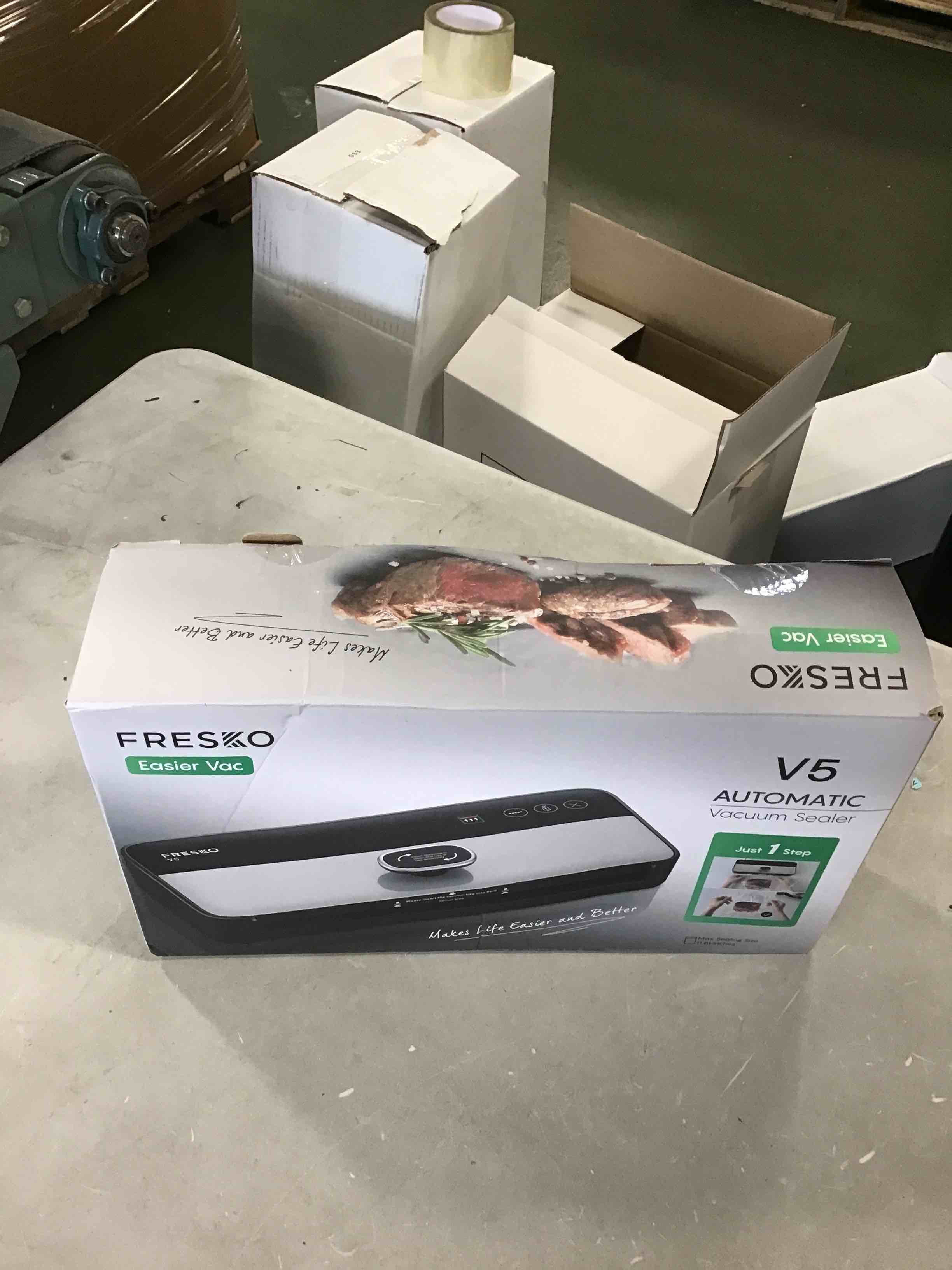 https://s3.amazonaws.com/lotting-images-prod/bidfta/RED6233448_1715095664145.jpeg