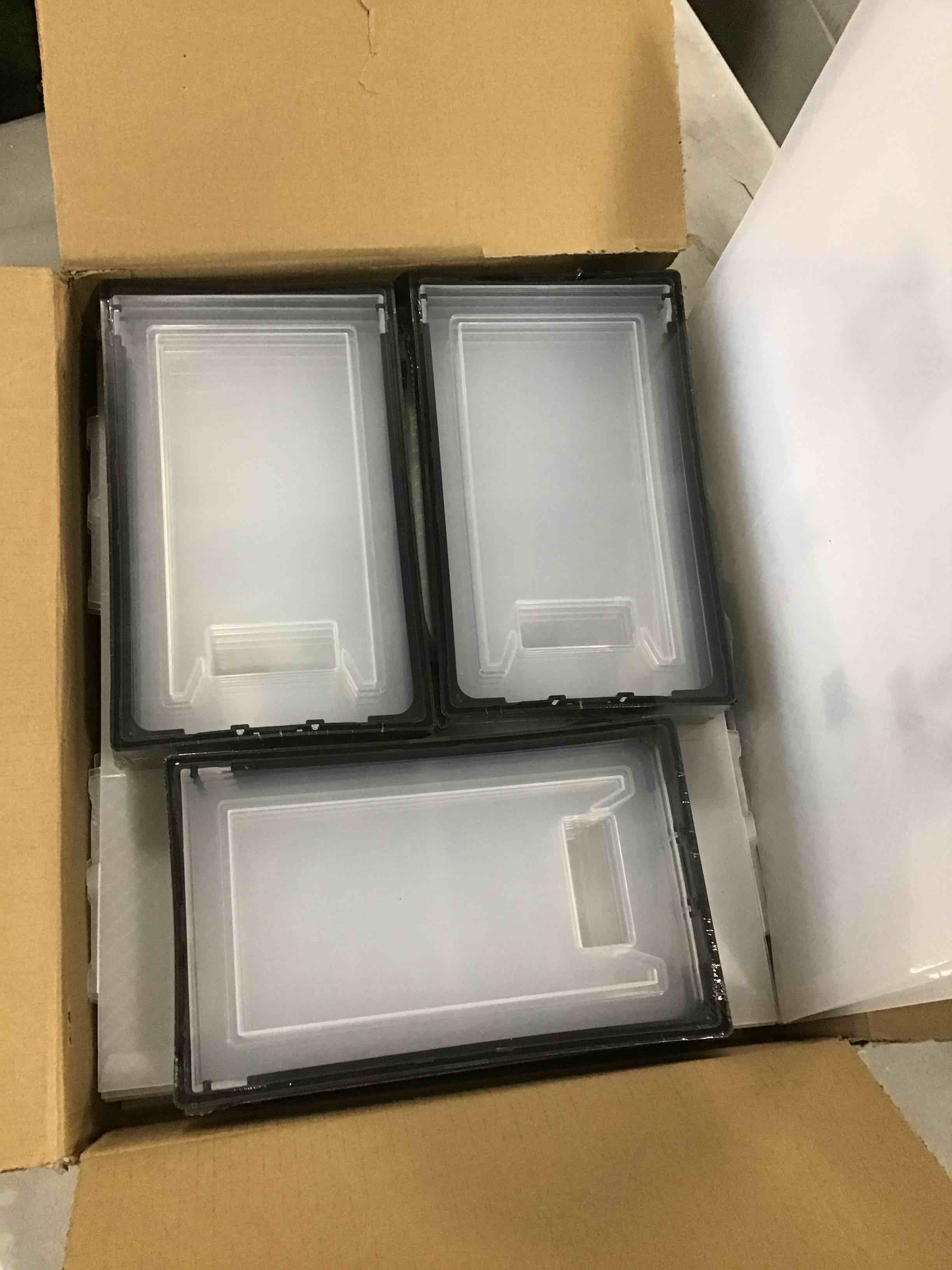 https://s3.amazonaws.com/lotting-images-prod/bidfta/RED6233503_1715104547811.jpeg