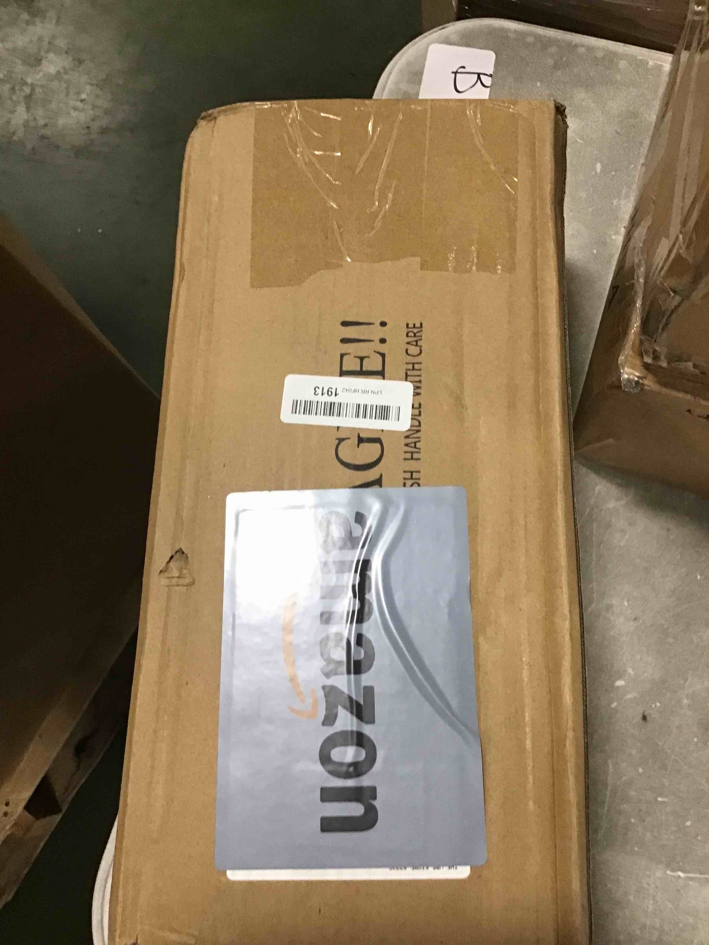 https://s3.amazonaws.com/lotting-images-prod/bidfta/RED6233956_1716033372901.jpeg