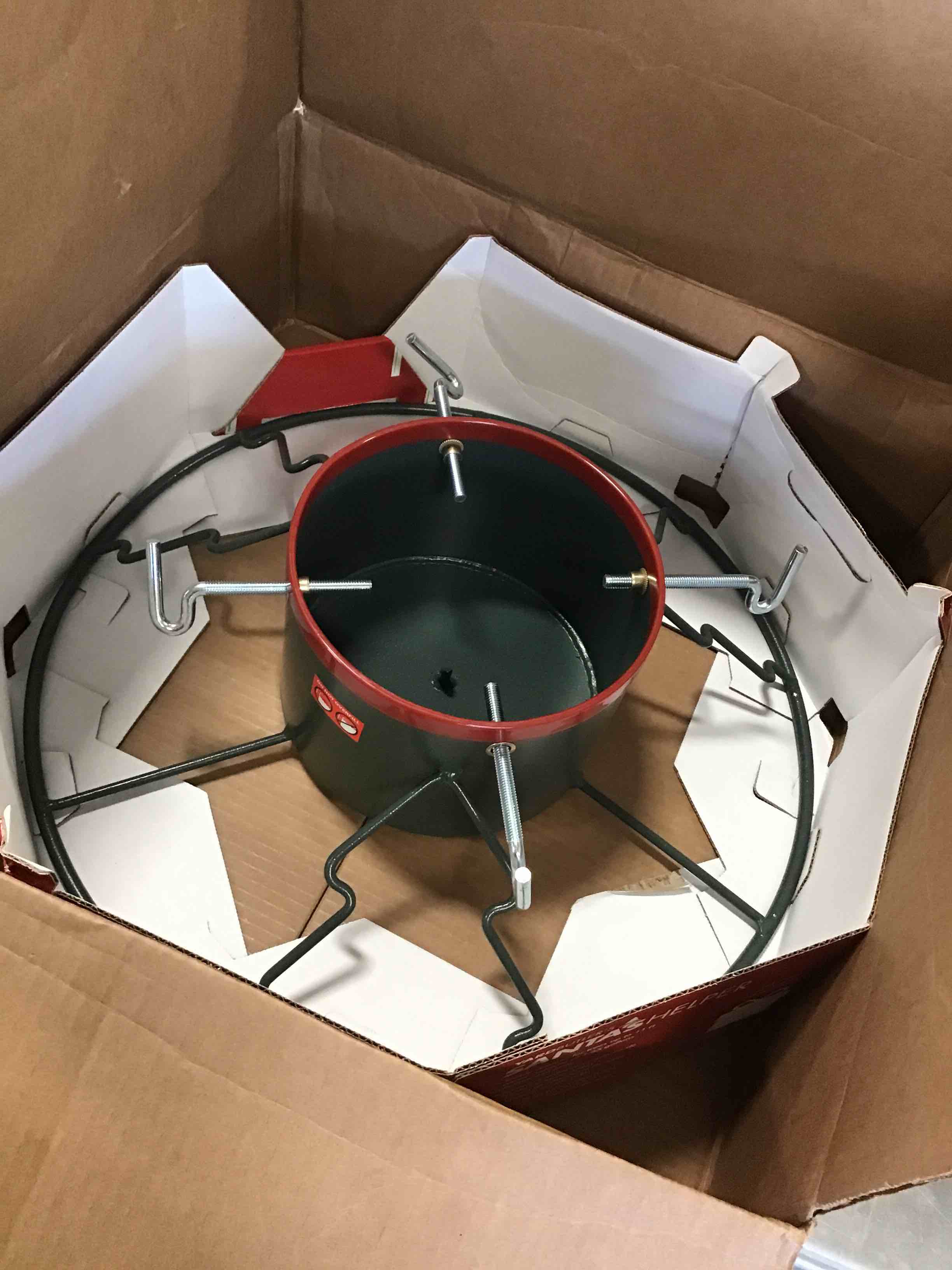 https://s3.amazonaws.com/lotting-images-prod/bidfta/RED6234251_1716298510075.jpeg