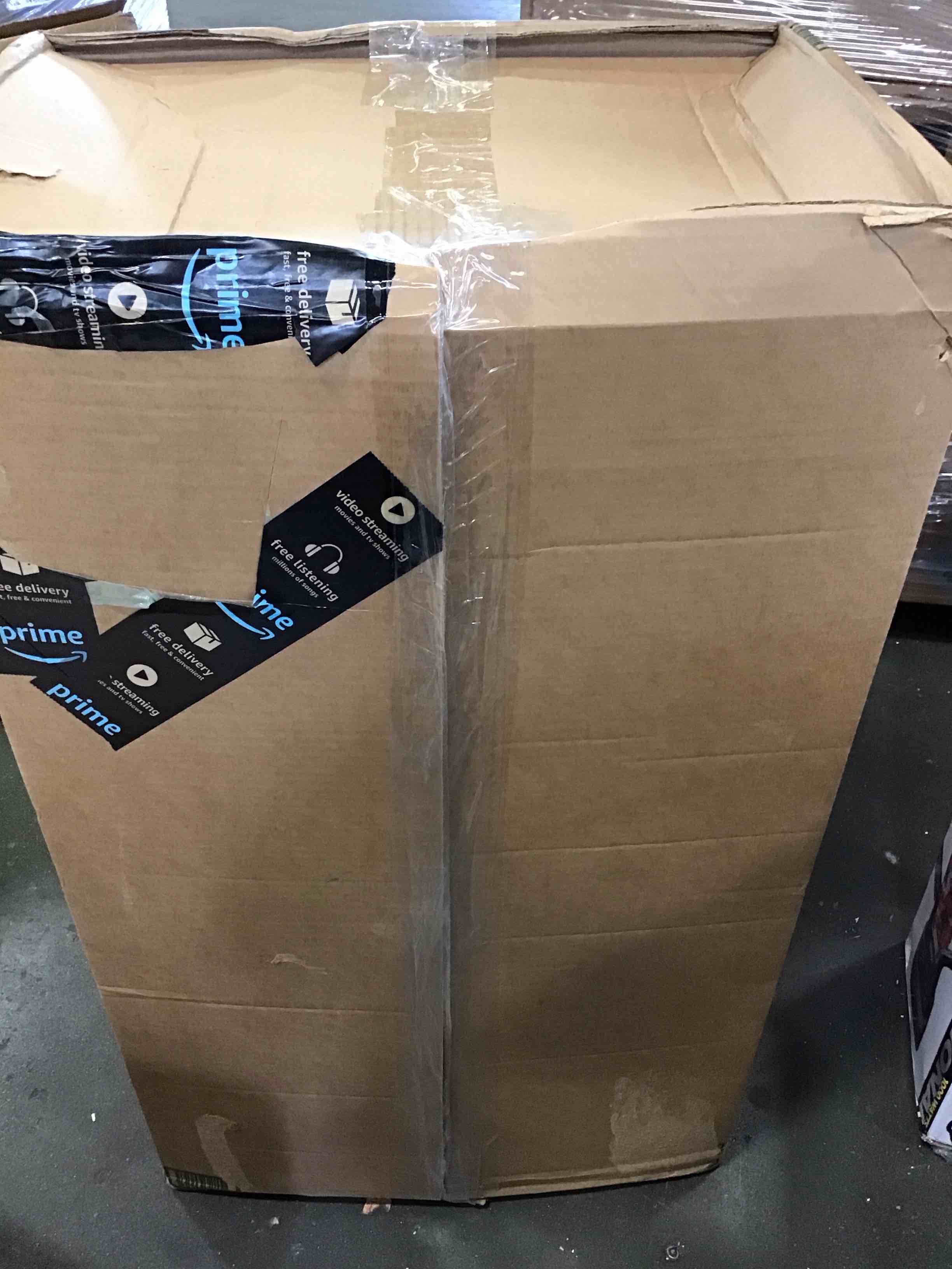 https://s3.amazonaws.com/lotting-images-prod/bidfta/RED6234880_1713471027374.jpeg