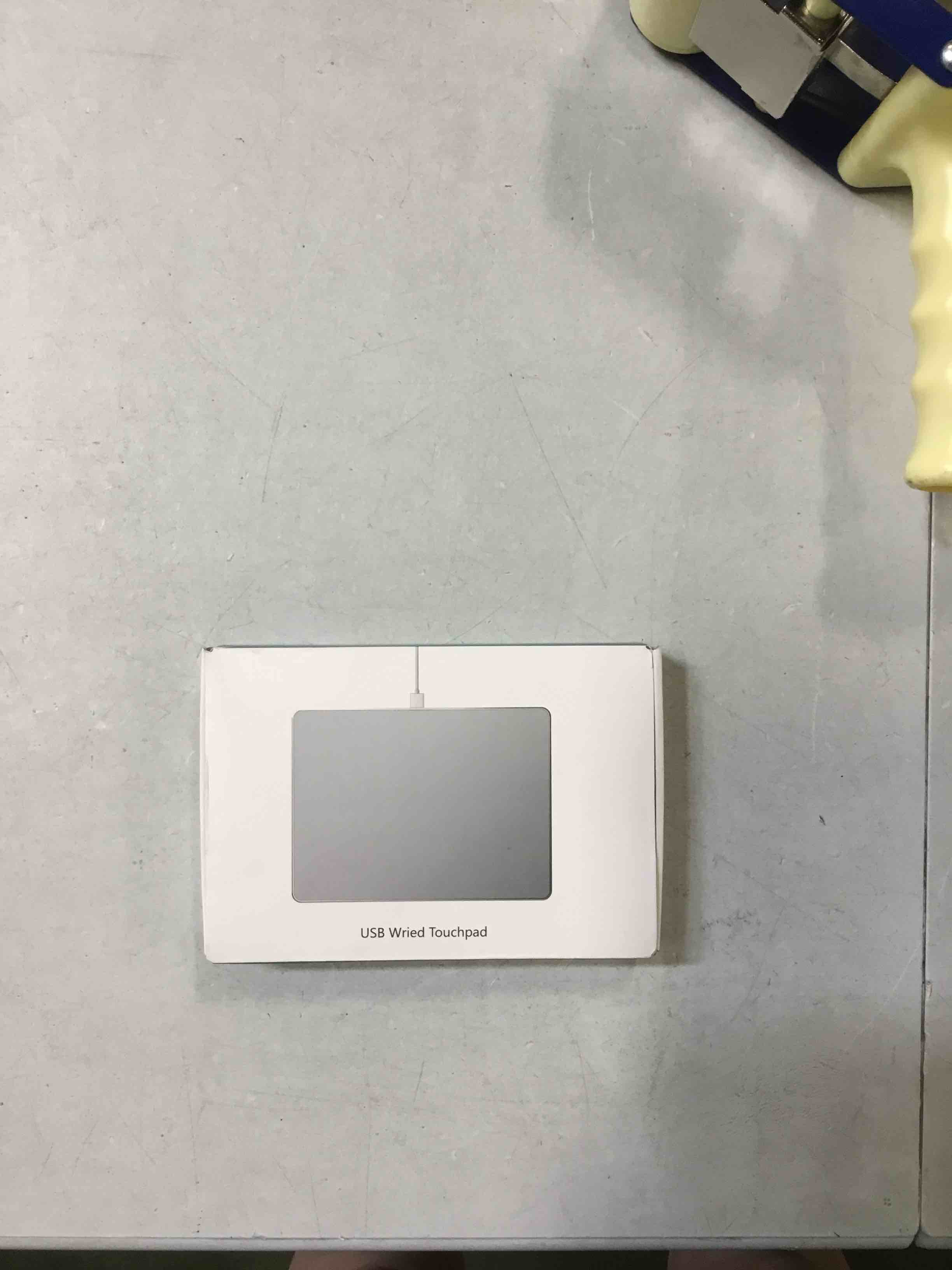 https://s3.amazonaws.com/lotting-images-prod/bidfta/RED6235260_1714402164979.jpeg