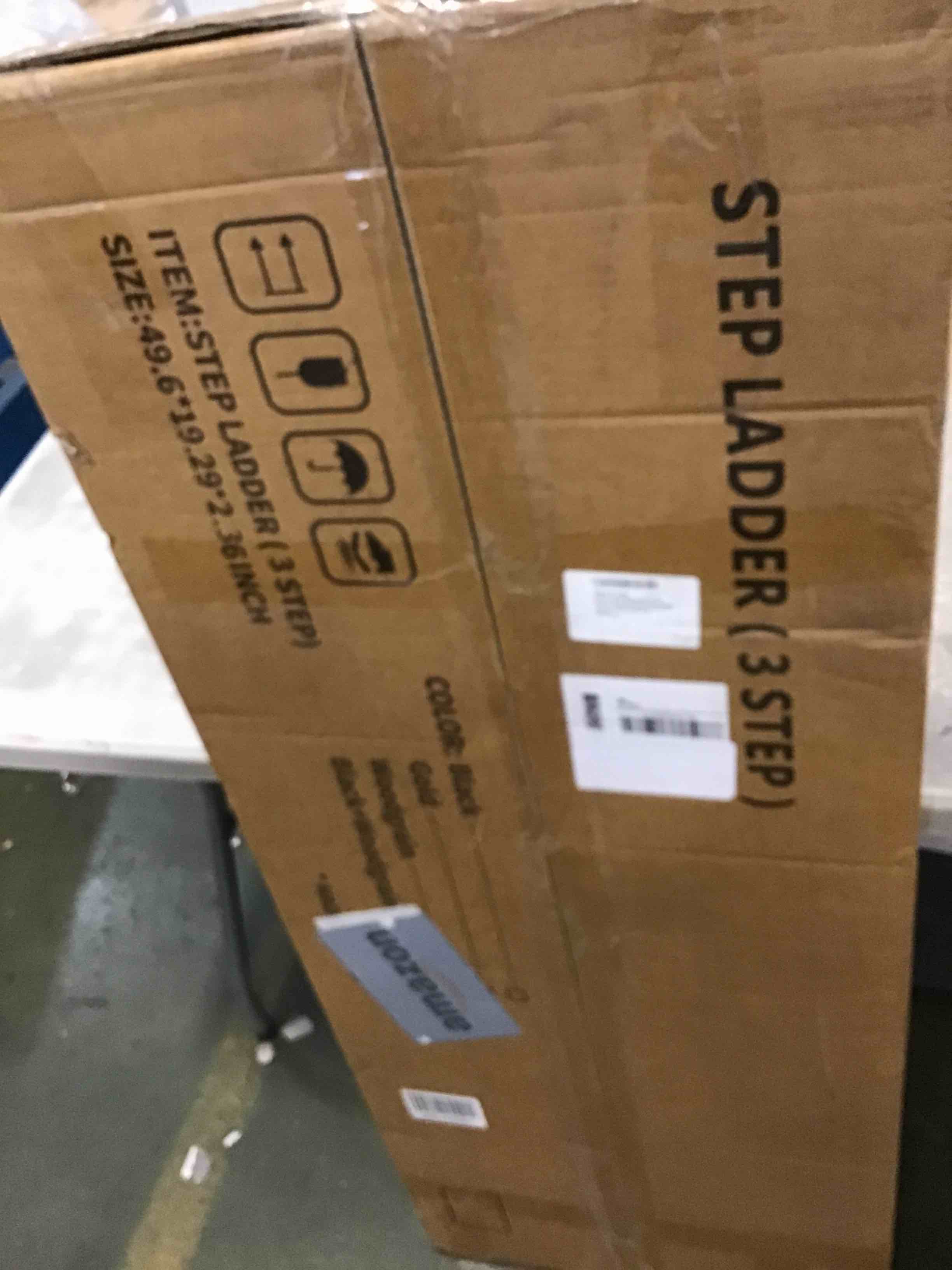 https://s3.amazonaws.com/lotting-images-prod/bidfta/RED6236323_1713979686556.jpeg