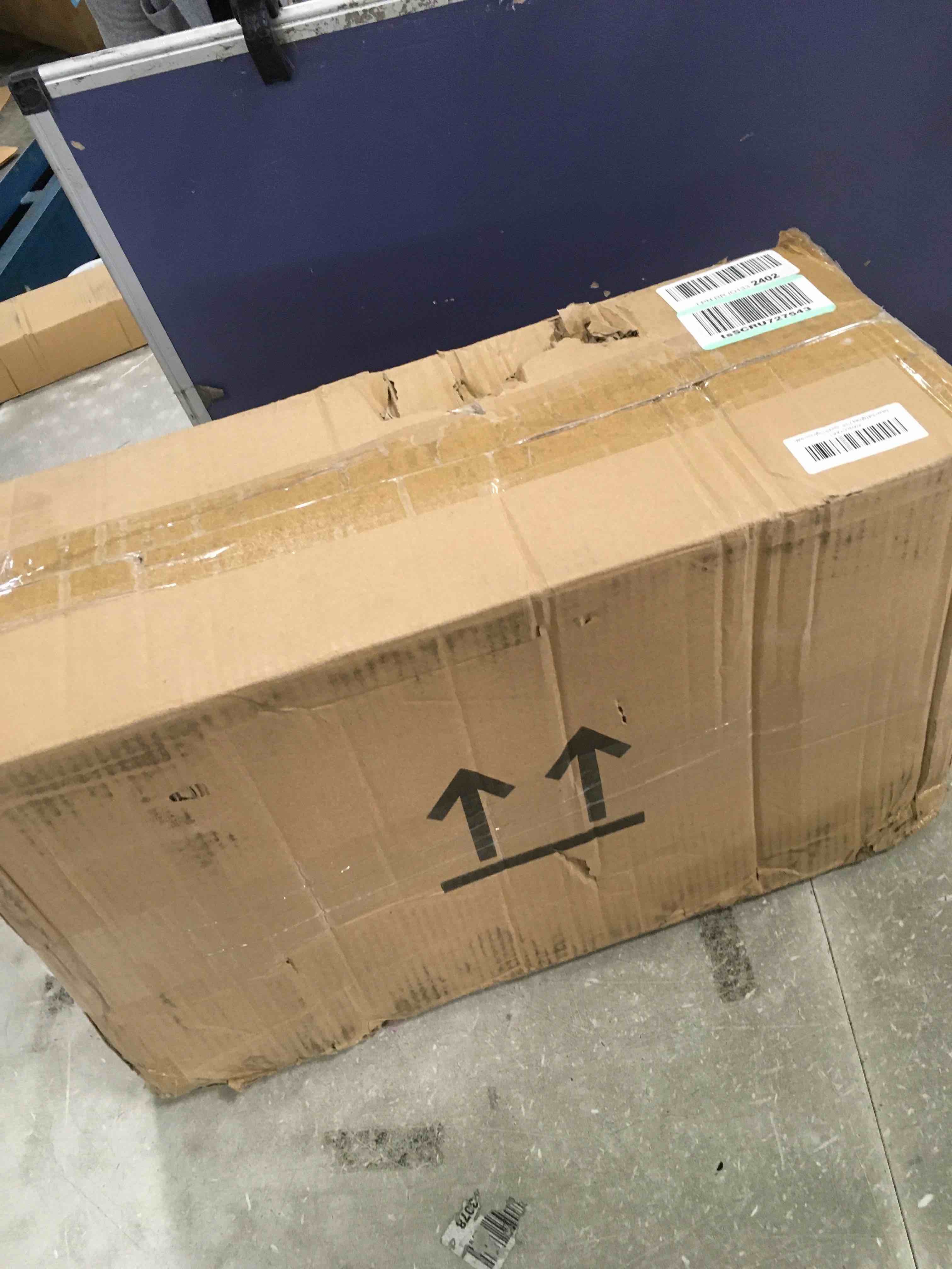 https://s3.amazonaws.com/lotting-images-prod/bidfta/RED6237129_1714224556441.jpeg