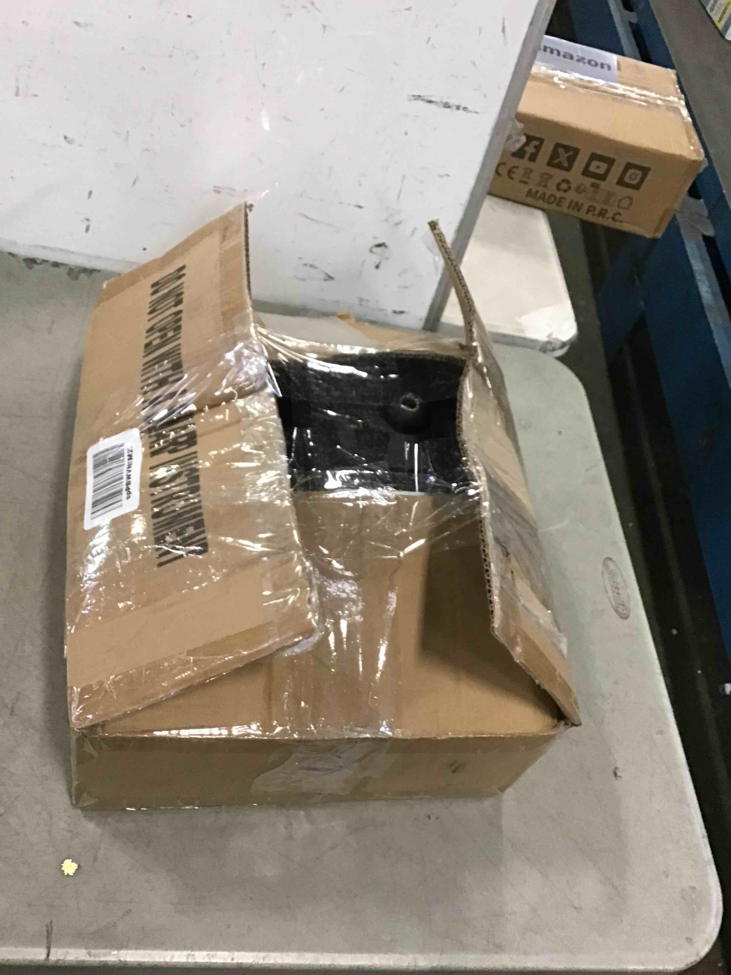https://s3.amazonaws.com/lotting-images-prod/bidfta/RED6237544_1713791951672.jpeg