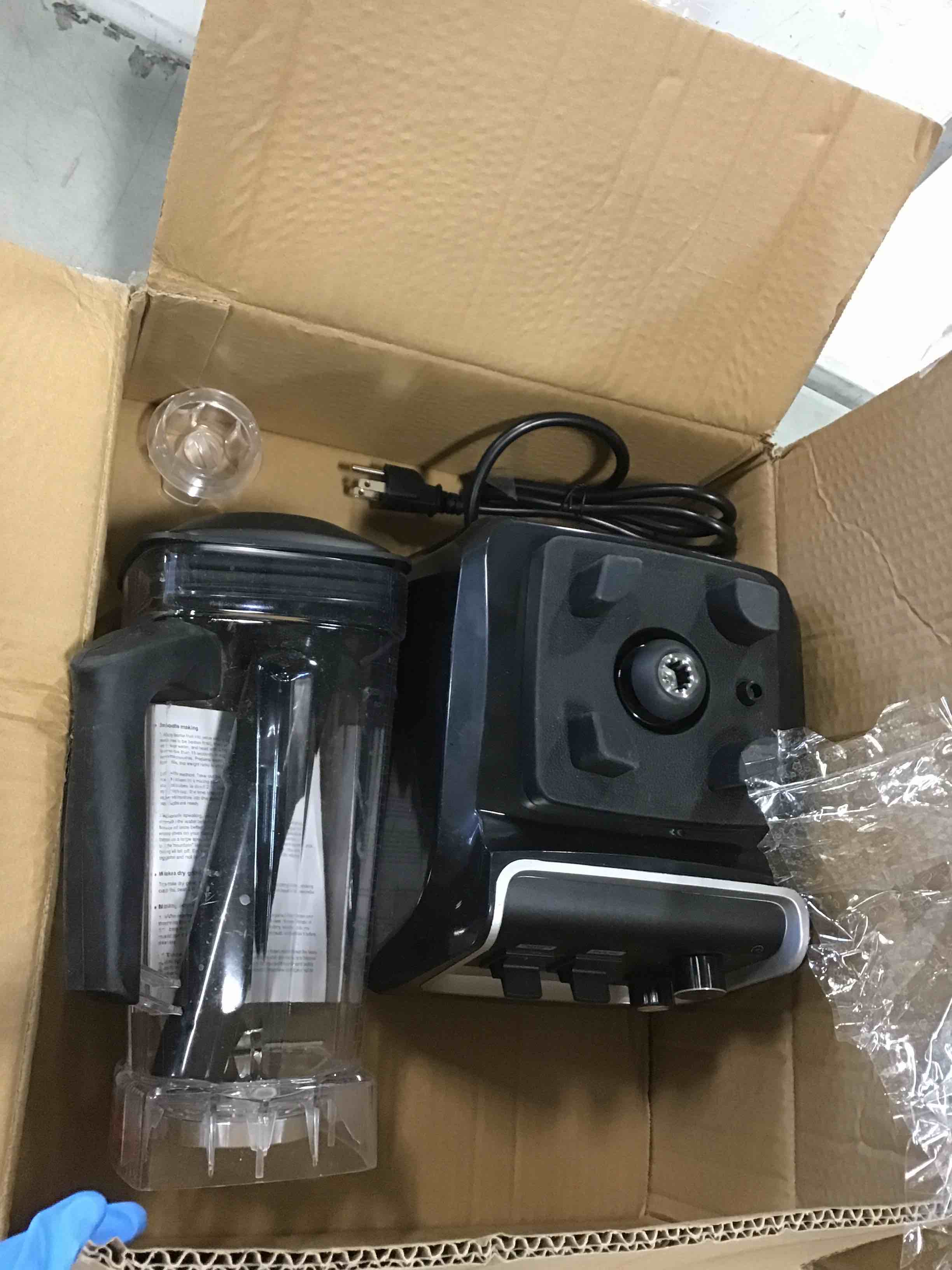 https://s3.amazonaws.com/lotting-images-prod/bidfta/RED6237544_1713791981546.jpeg
