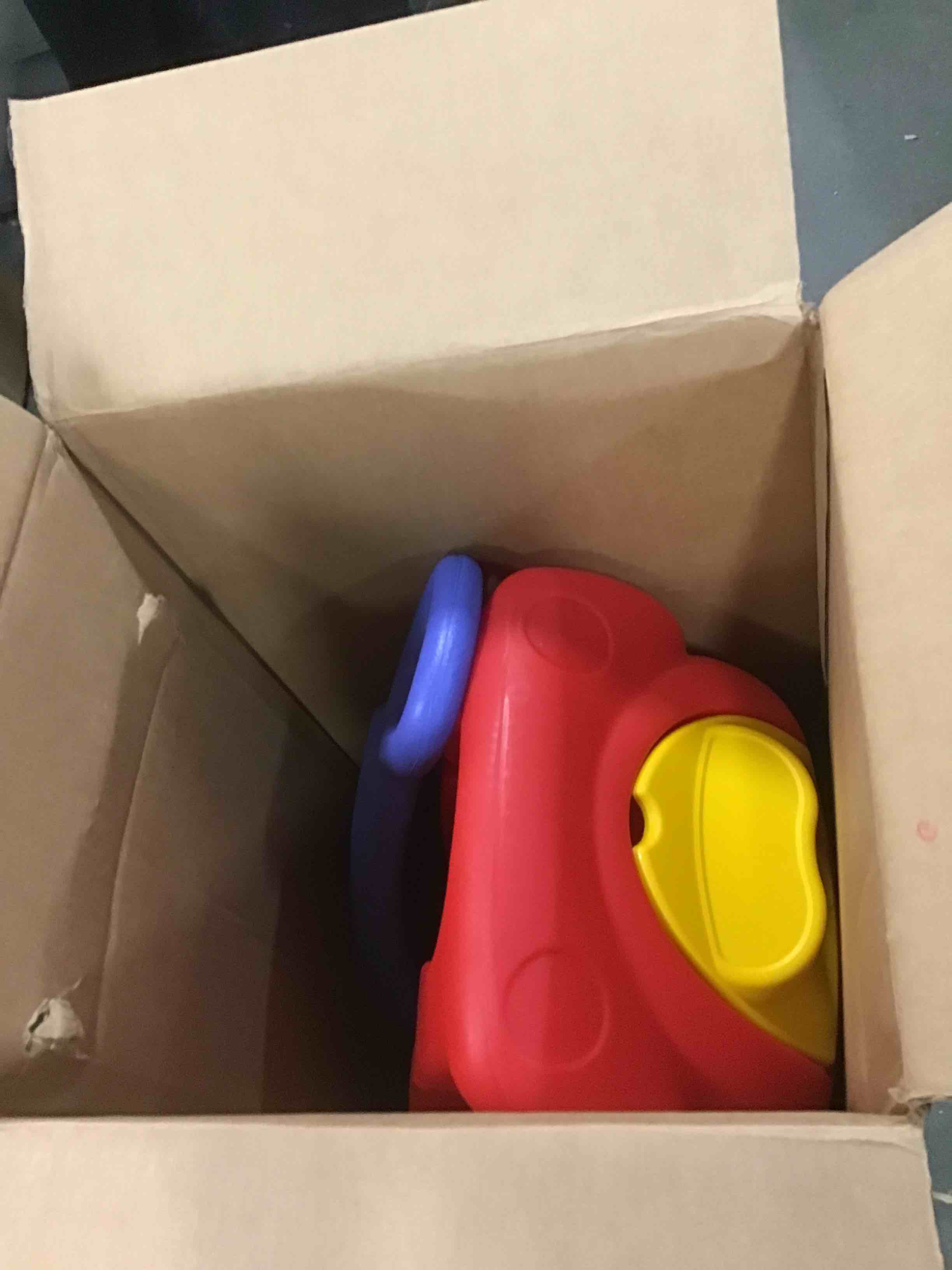 https://s3.amazonaws.com/lotting-images-prod/bidfta/RED6237776_1713876189933.jpeg
