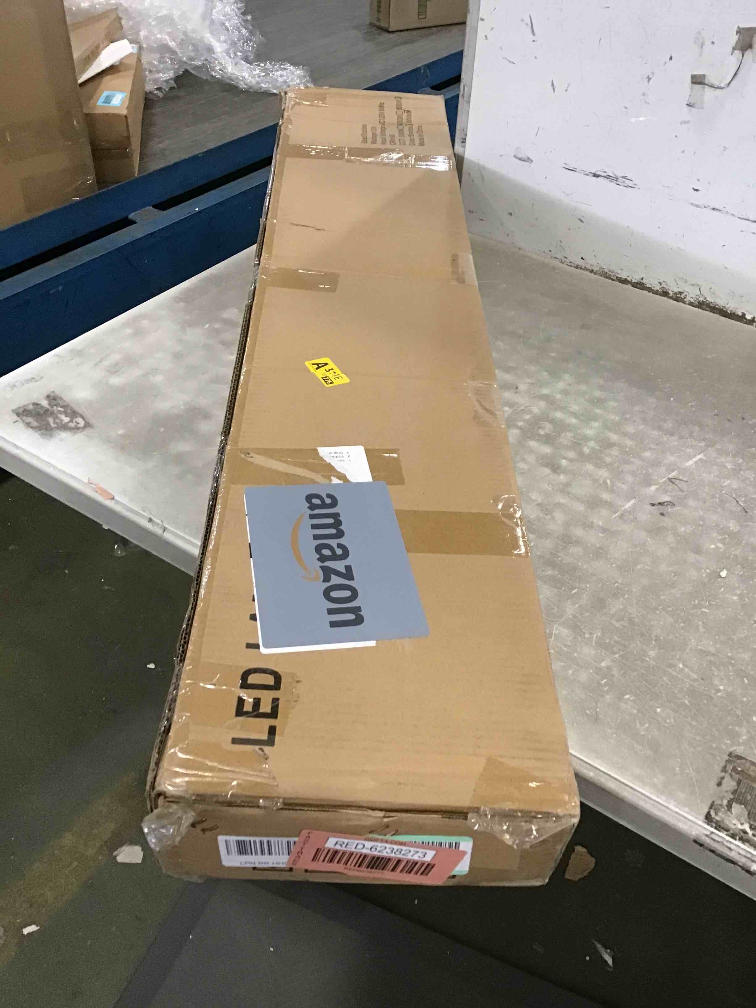https://s3.amazonaws.com/lotting-images-prod/bidfta/RED6238273_1714049179900.jpeg
