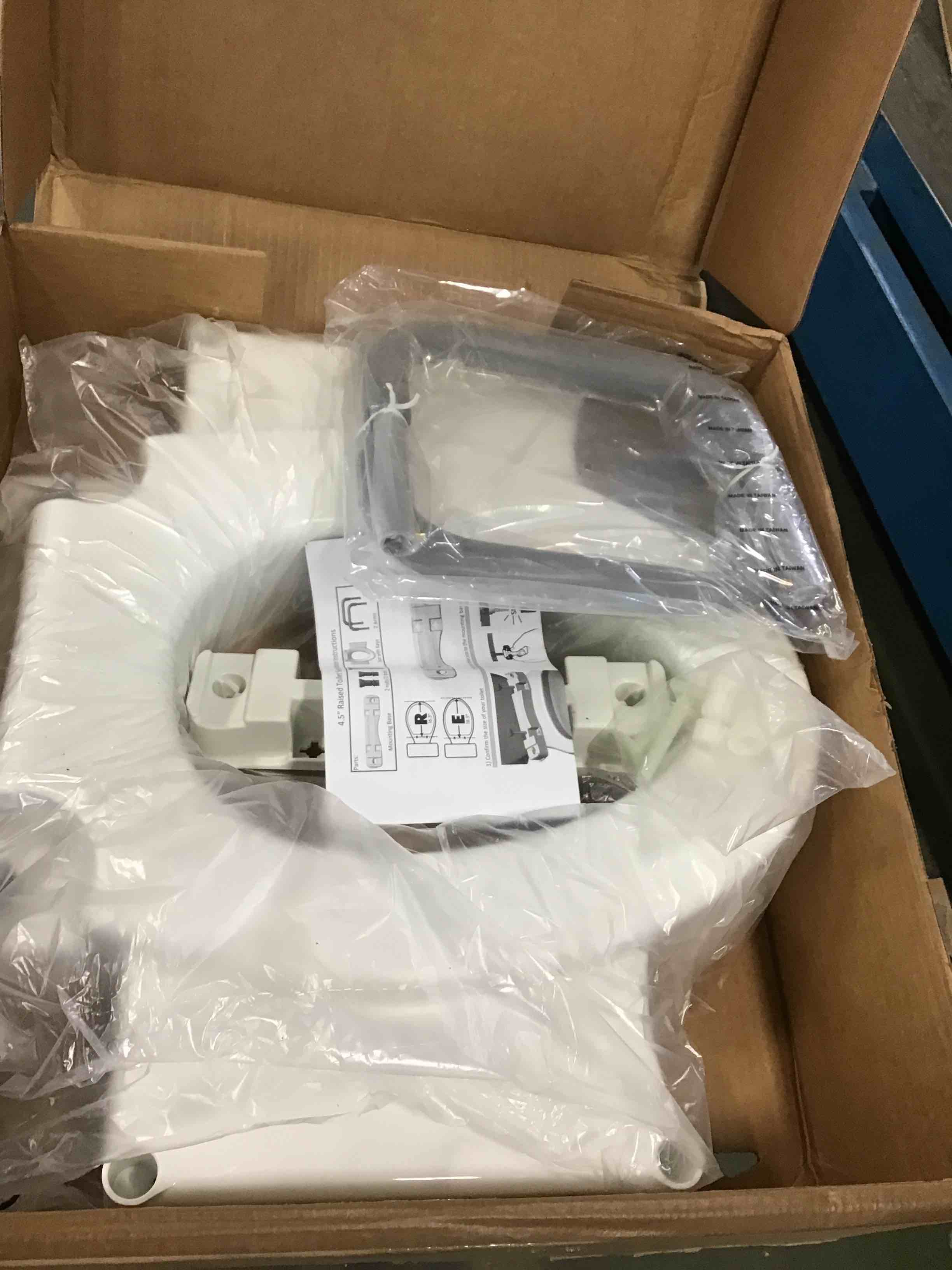 https://s3.amazonaws.com/lotting-images-prod/bidfta/RED6238587_1714147733273.jpeg