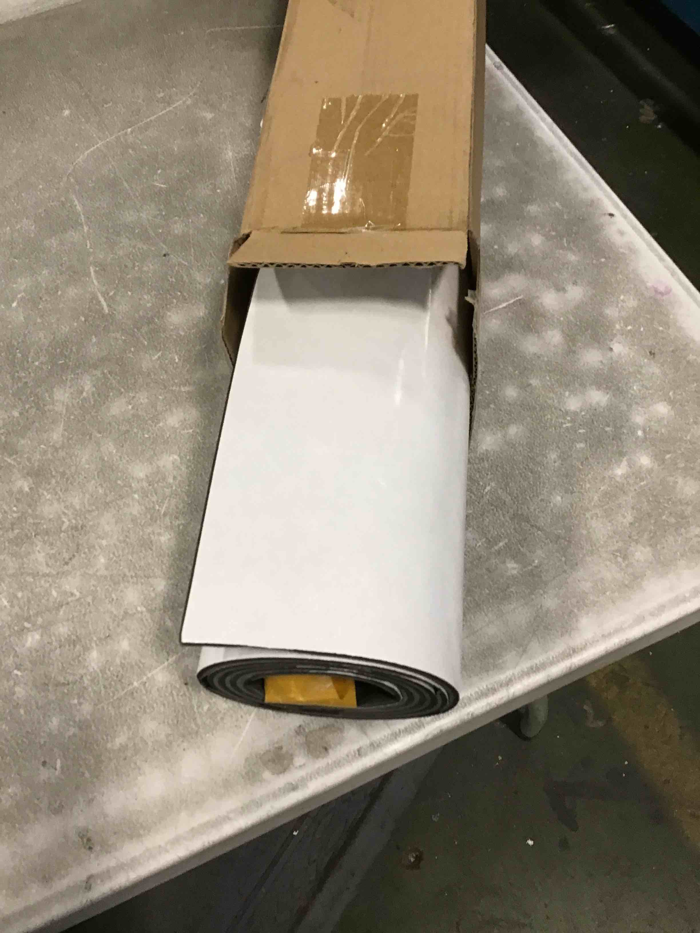 https://s3.amazonaws.com/lotting-images-prod/bidfta/RED6238607_1714149359370.jpeg