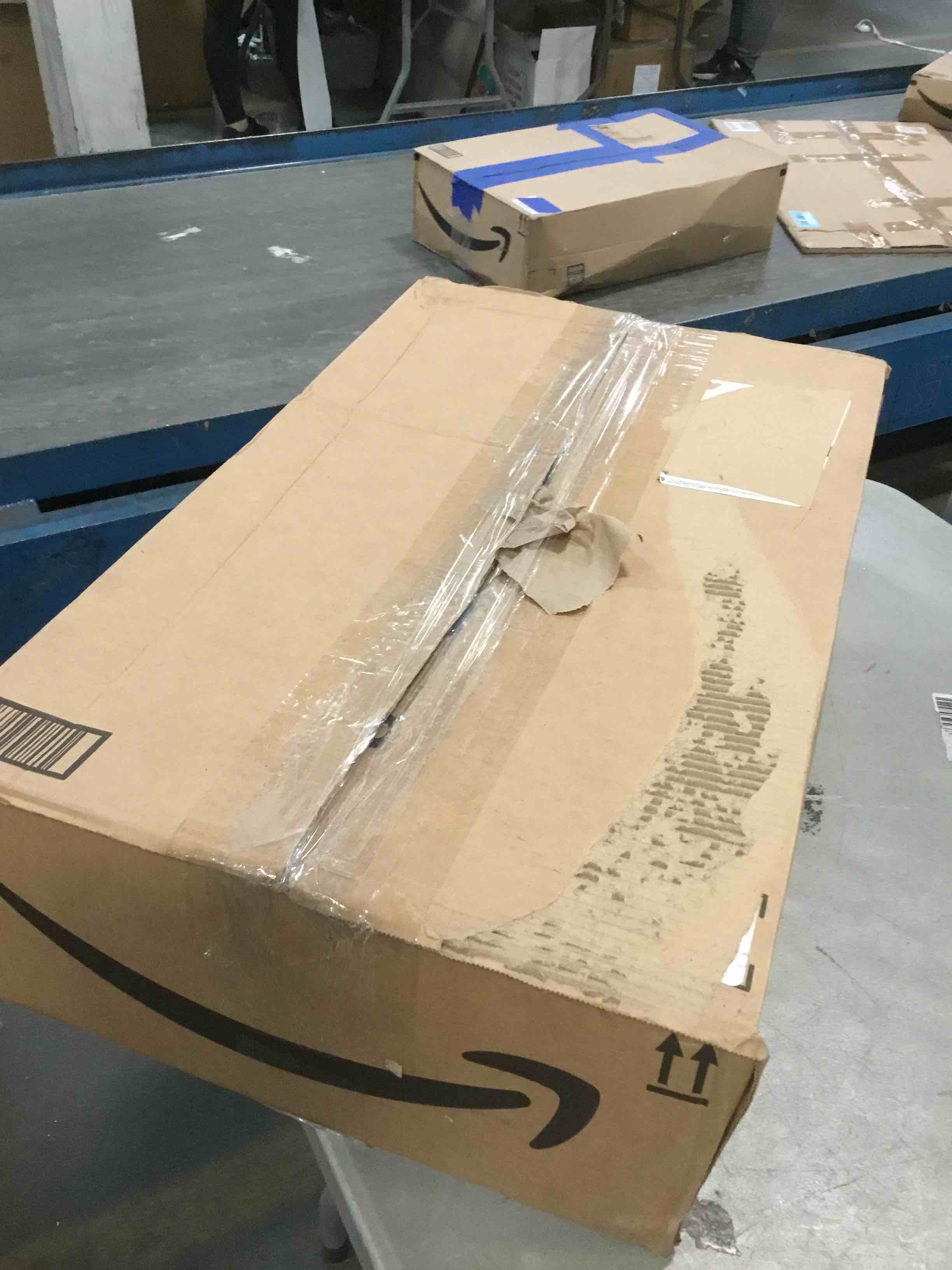 https://s3.amazonaws.com/lotting-images-prod/bidfta/RED6238947_1713893987244.jpeg