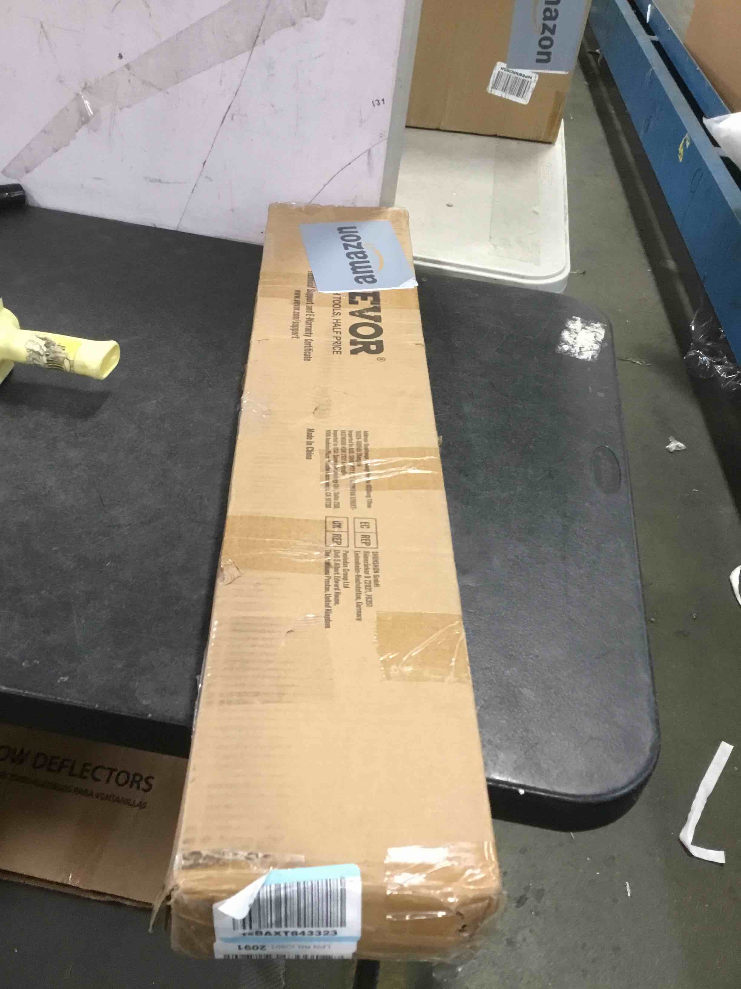 https://s3.amazonaws.com/lotting-images-prod/bidfta/RED6239206_1713976345653.jpeg