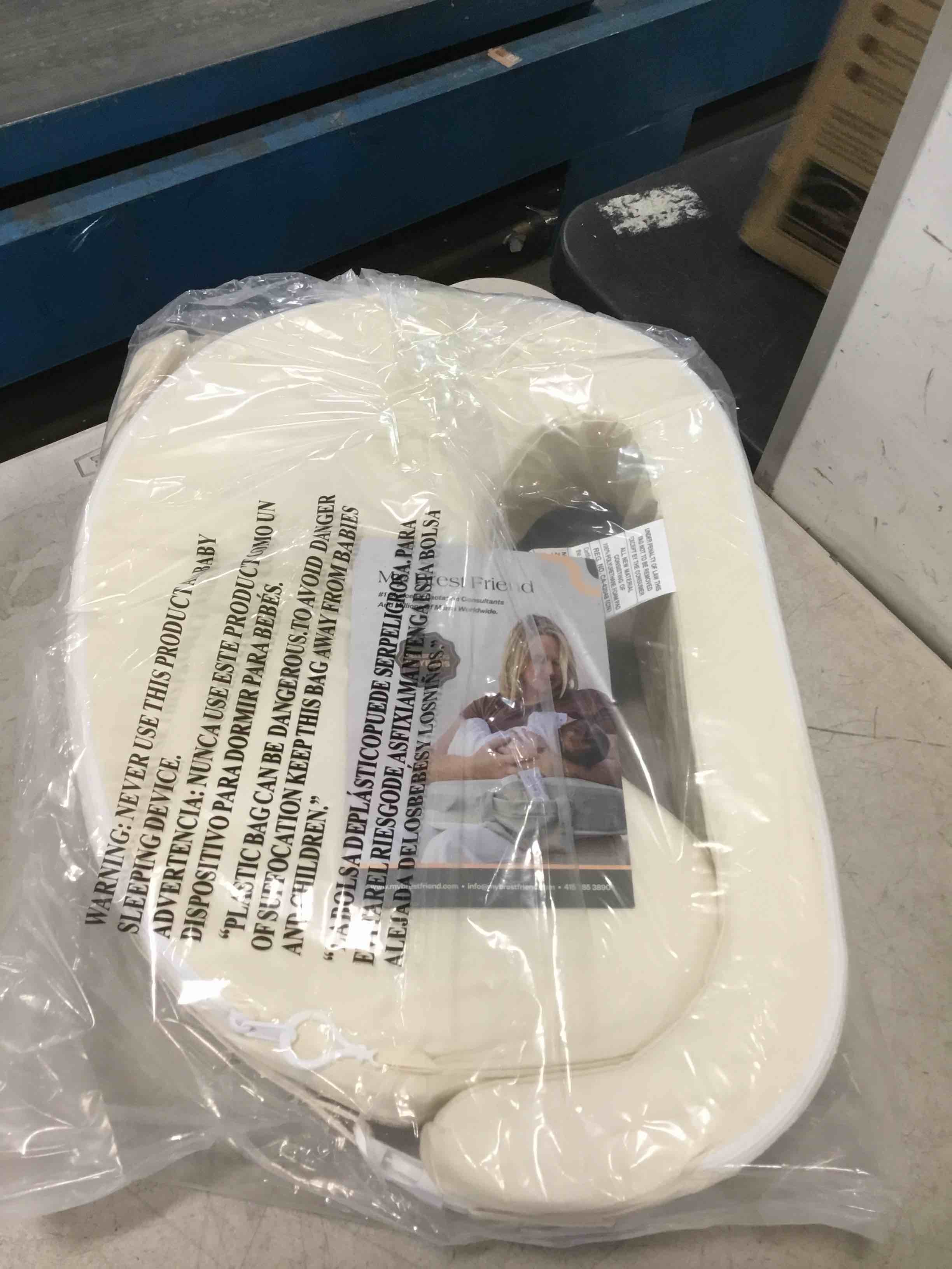 https://s3.amazonaws.com/lotting-images-prod/bidfta/RED6239385_1714058978660.jpeg