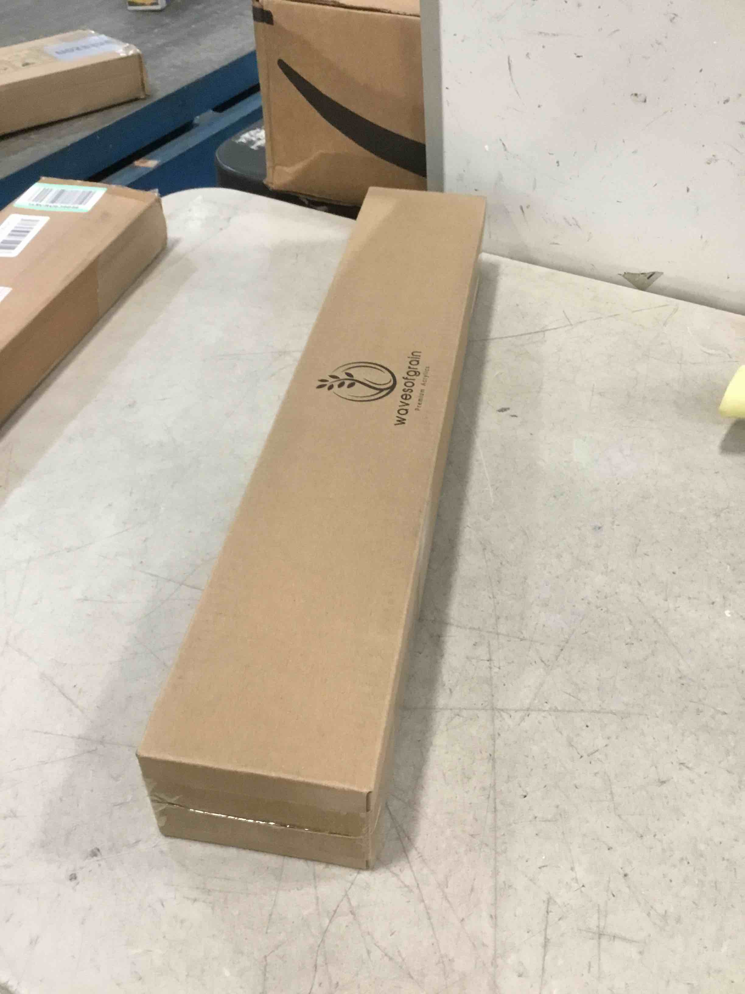 https://s3.amazonaws.com/lotting-images-prod/bidfta/RED6239442_1714070167681.jpeg