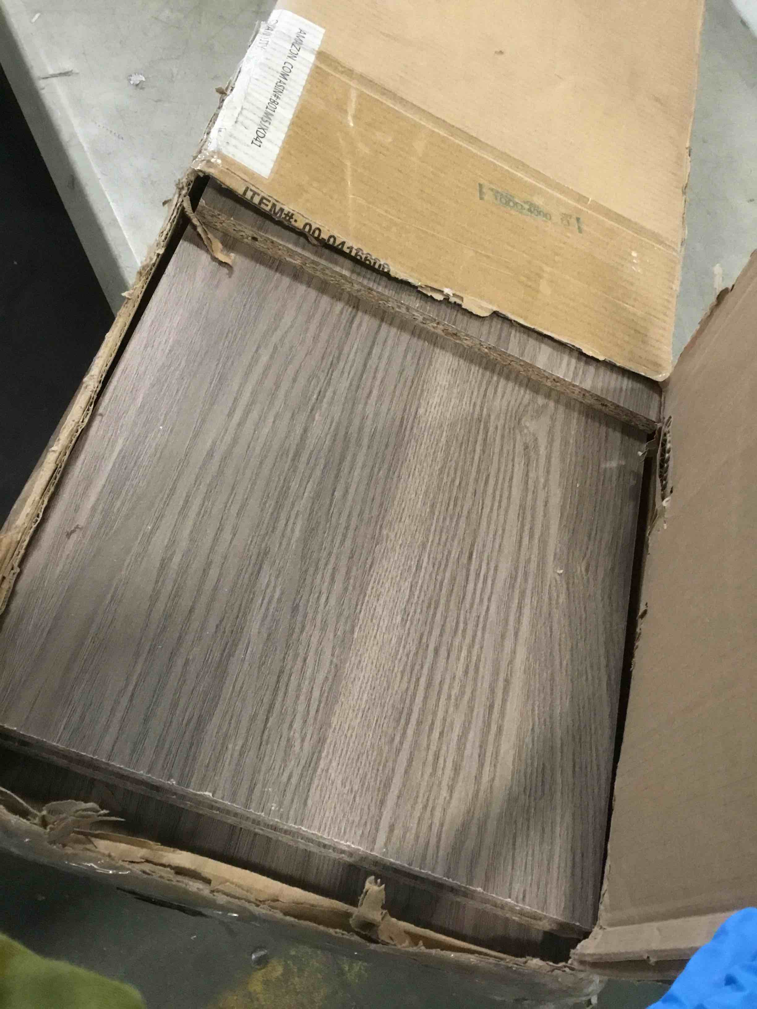 https://s3.amazonaws.com/lotting-images-prod/bidfta/RED6239537_1714137429044.jpeg