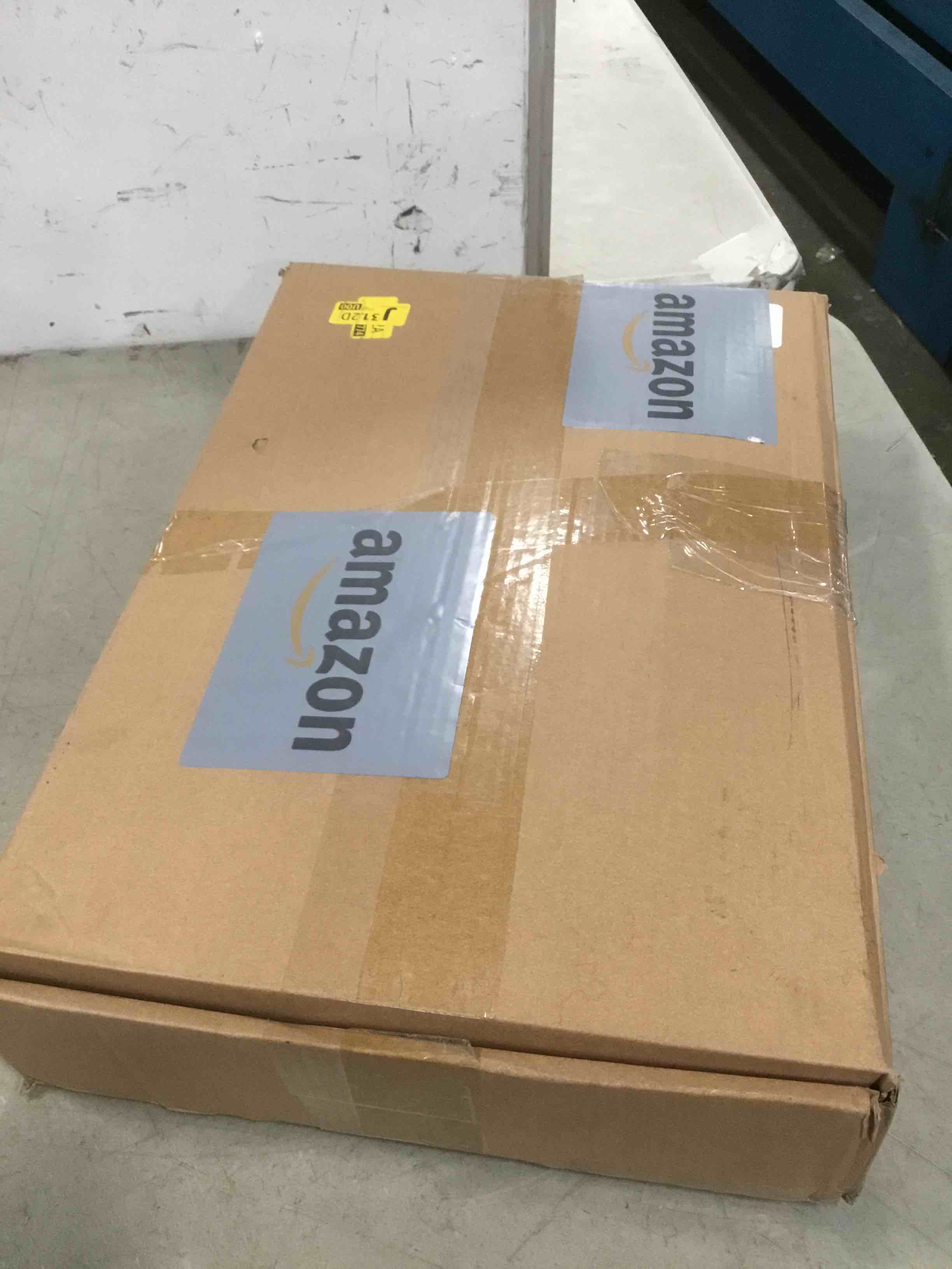 https://s3.amazonaws.com/lotting-images-prod/bidfta/RED6239787_1714220098569.jpeg