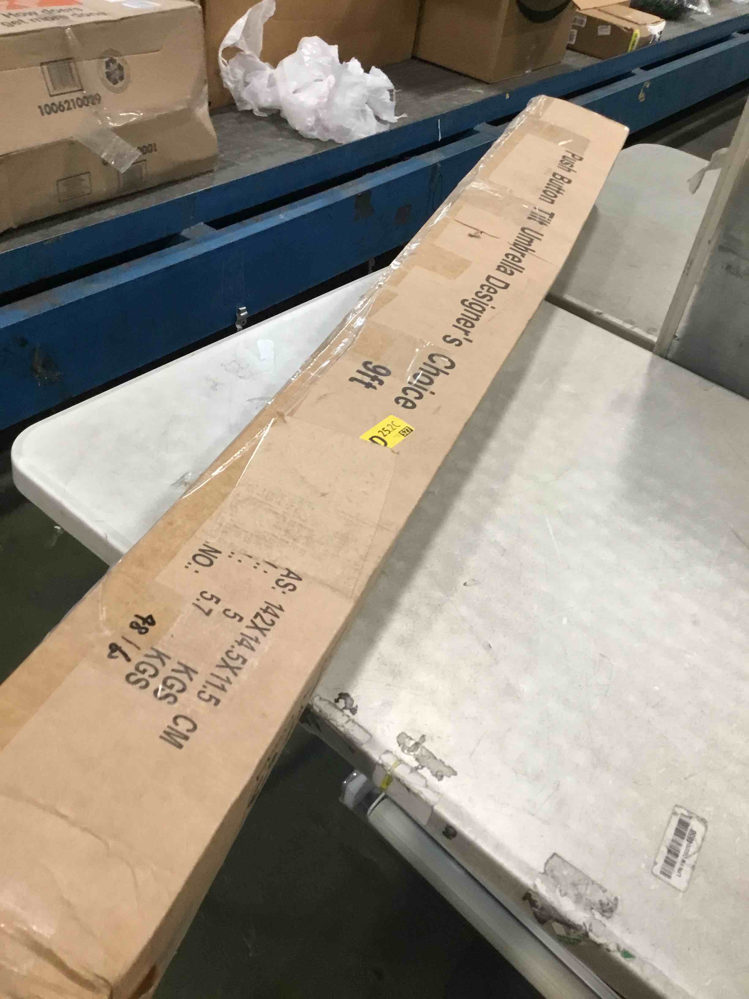 https://s3.amazonaws.com/lotting-images-prod/bidfta/RED6239927_1714388801688.jpeg