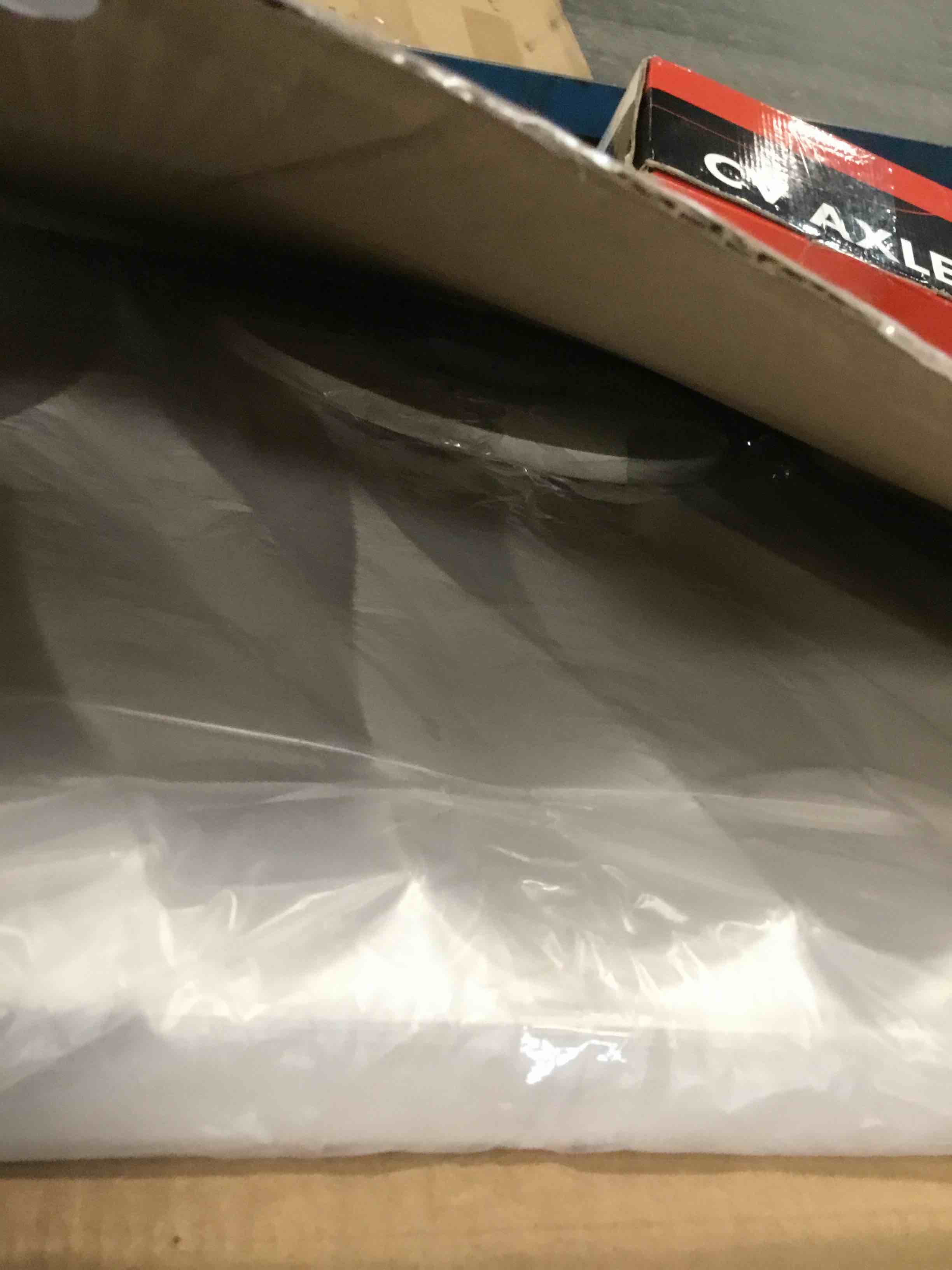 https://s3.amazonaws.com/lotting-images-prod/bidfta/RED6239937_1714390055802.jpeg