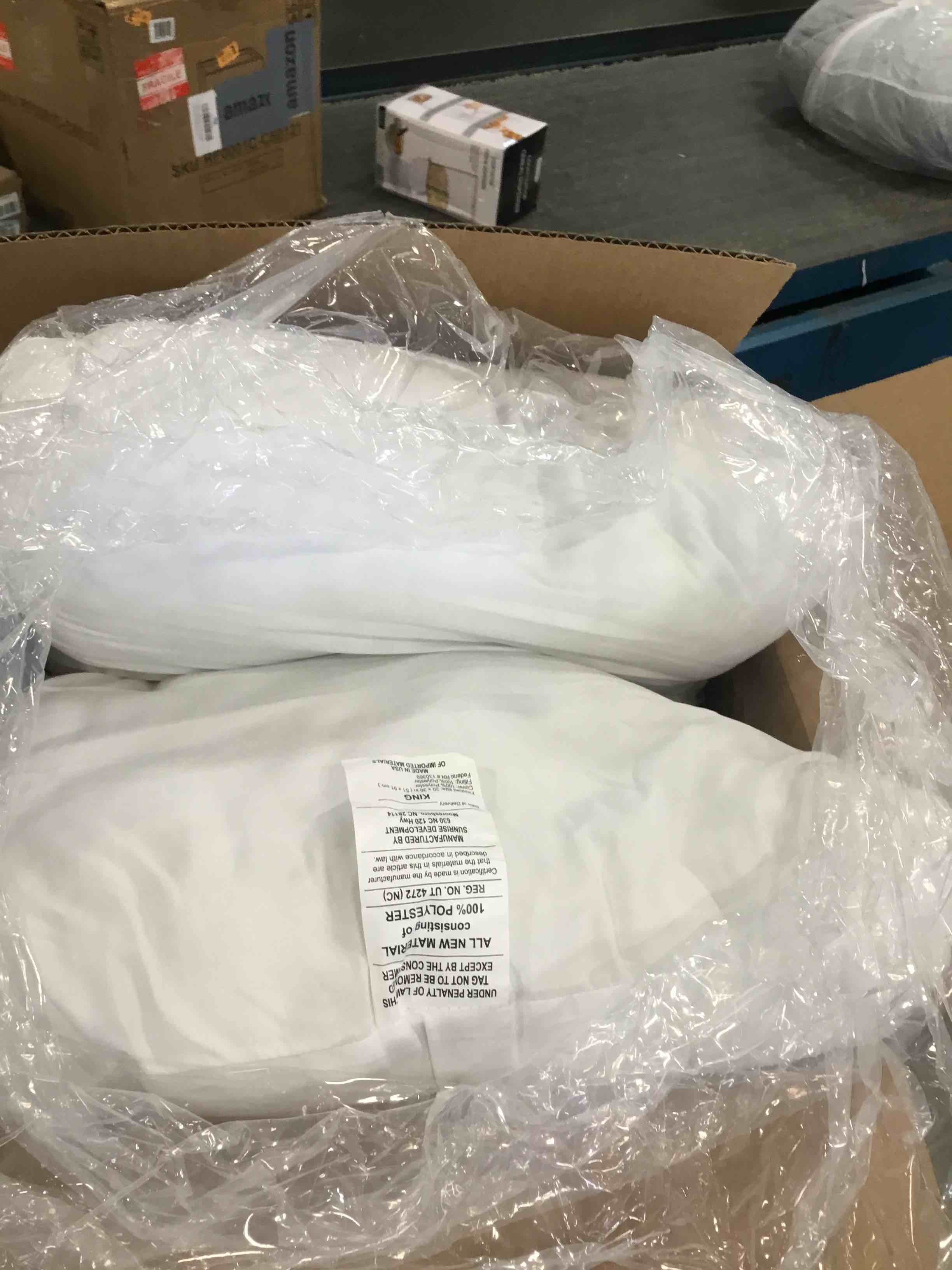 https://s3.amazonaws.com/lotting-images-prod/bidfta/RED6240044_1714403029219.jpeg