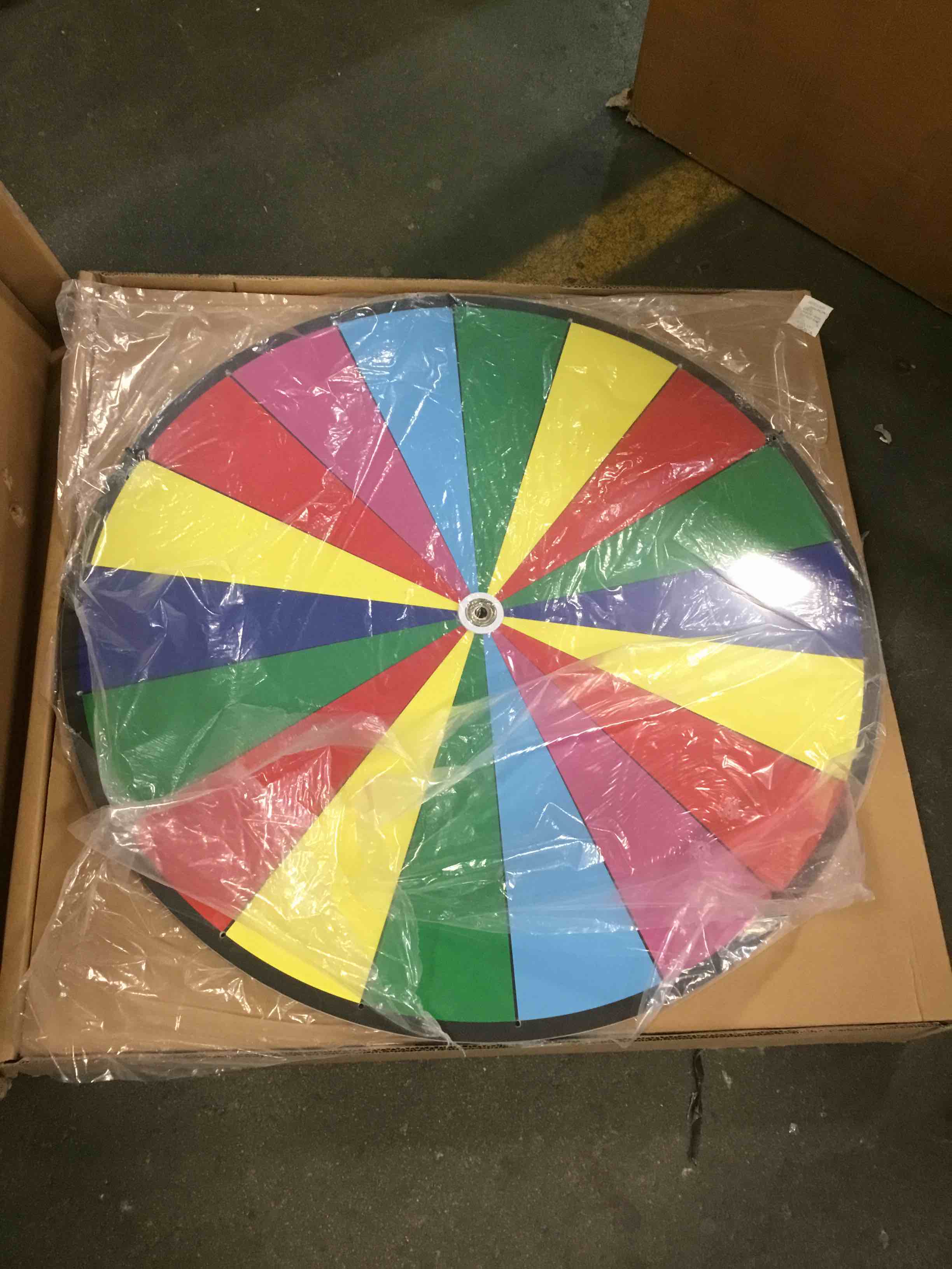 https://s3.amazonaws.com/lotting-images-prod/bidfta/RED6240347_1714492591252.jpeg