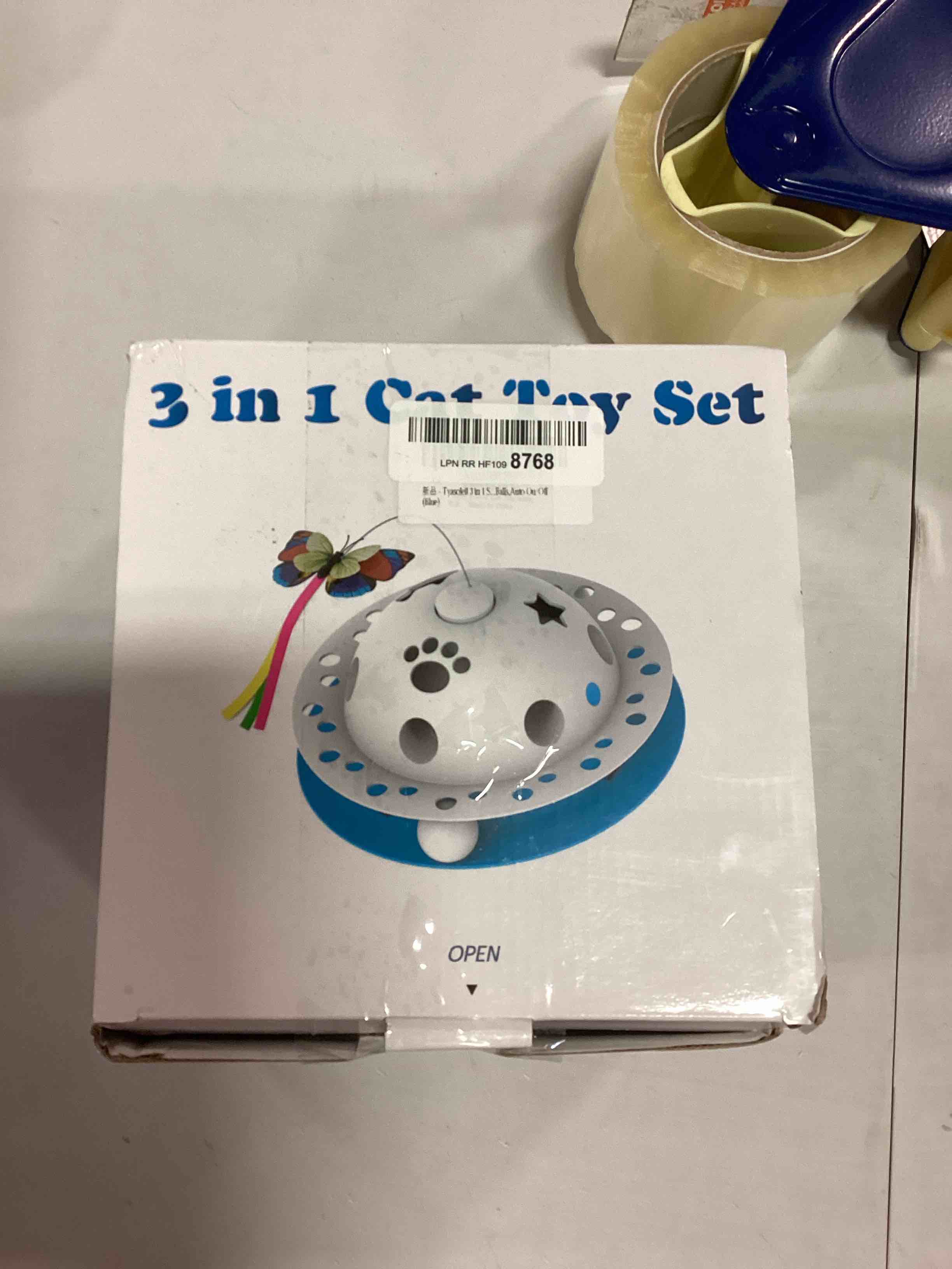 https://s3.amazonaws.com/lotting-images-prod/bidfta/RED6240700_1713796617583.jpeg