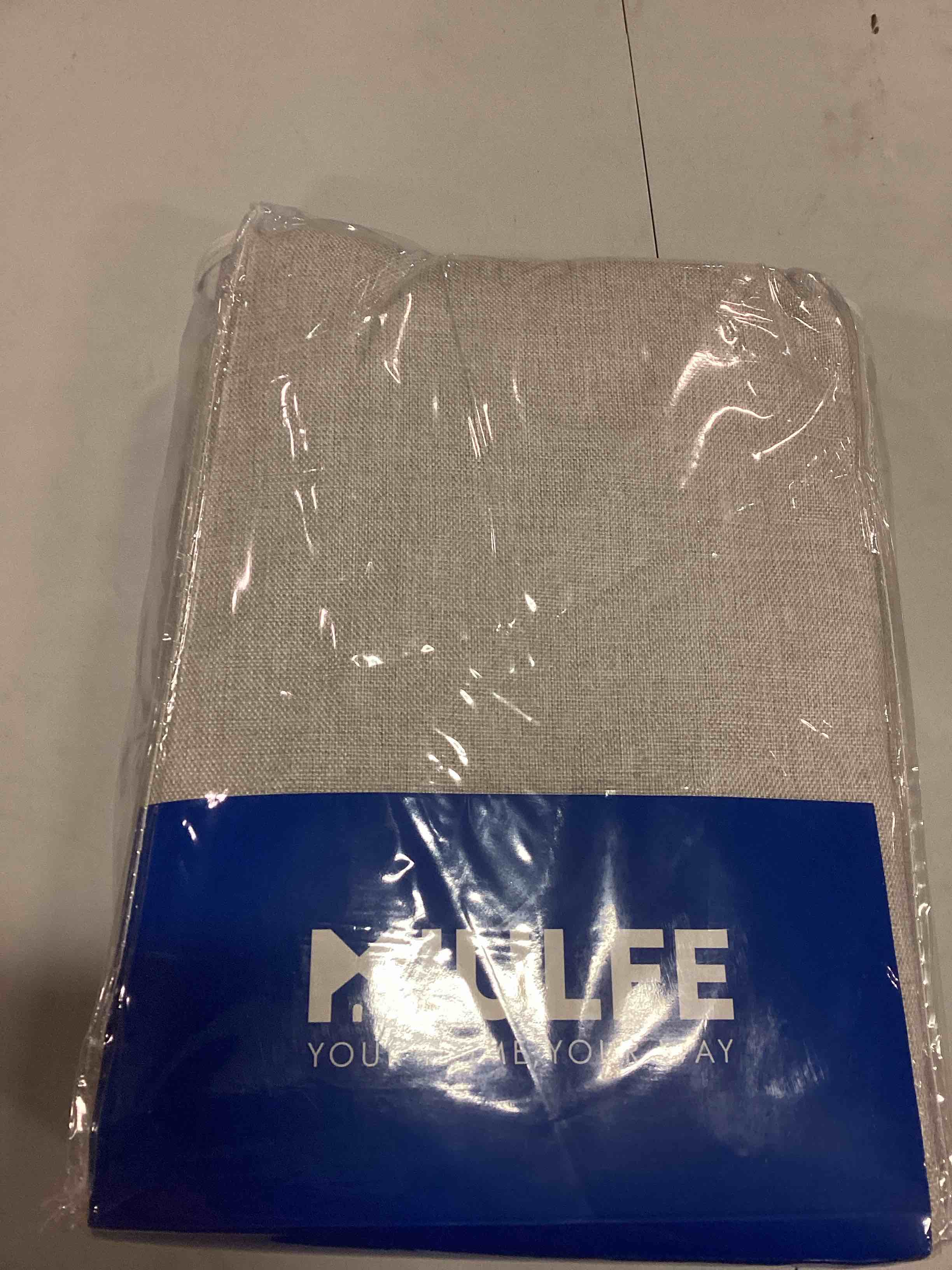 https://s3.amazonaws.com/lotting-images-prod/bidfta/RED6240725_1713798363459.jpeg