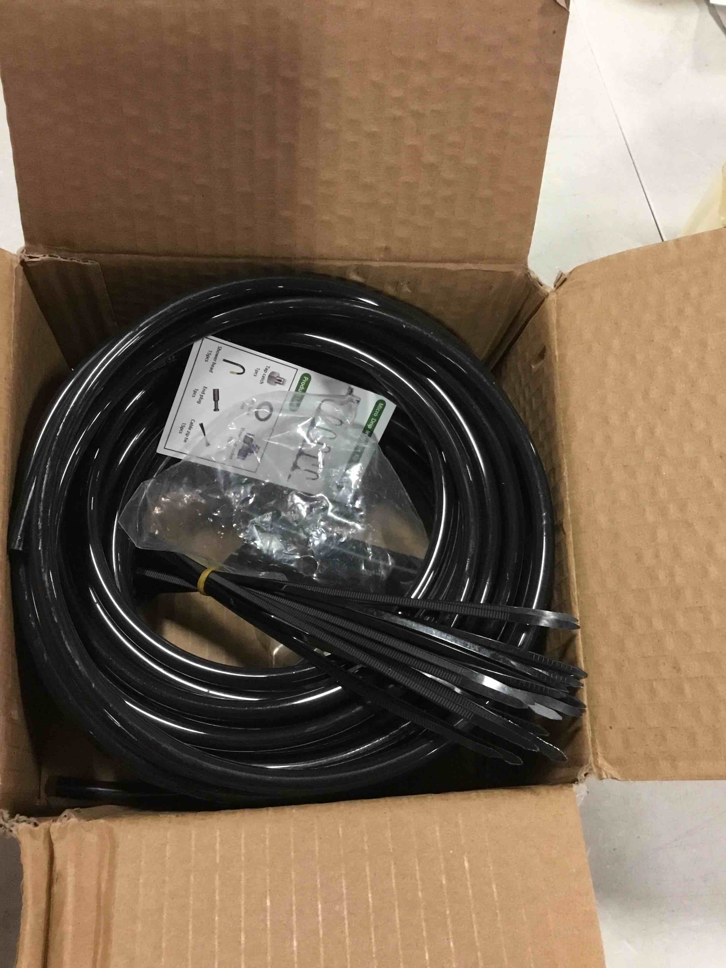 https://s3.amazonaws.com/lotting-images-prod/bidfta/RED6240974_1713884201696.jpeg