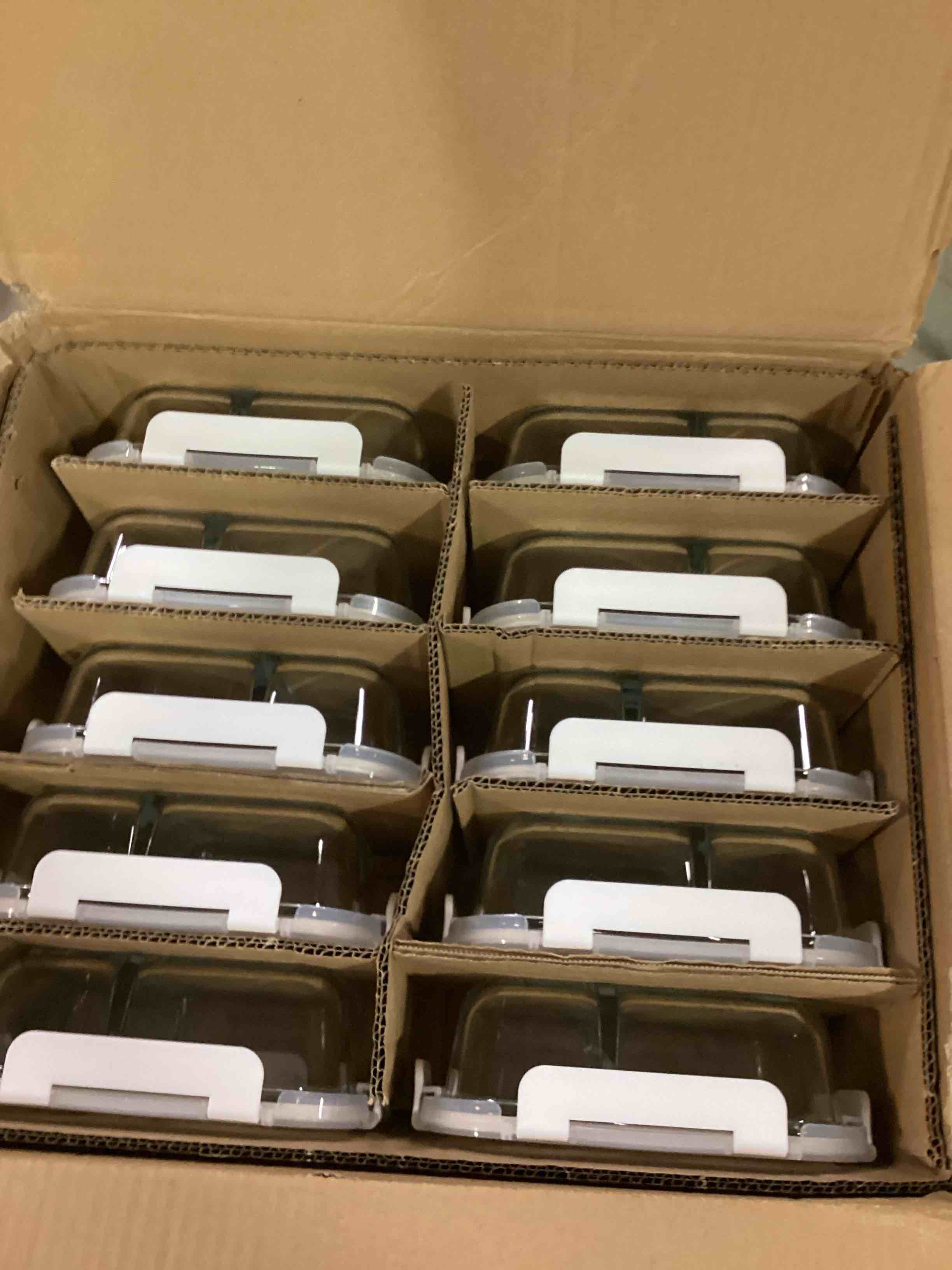 https://s3.amazonaws.com/lotting-images-prod/bidfta/RED6241413_1714410341182.jpeg