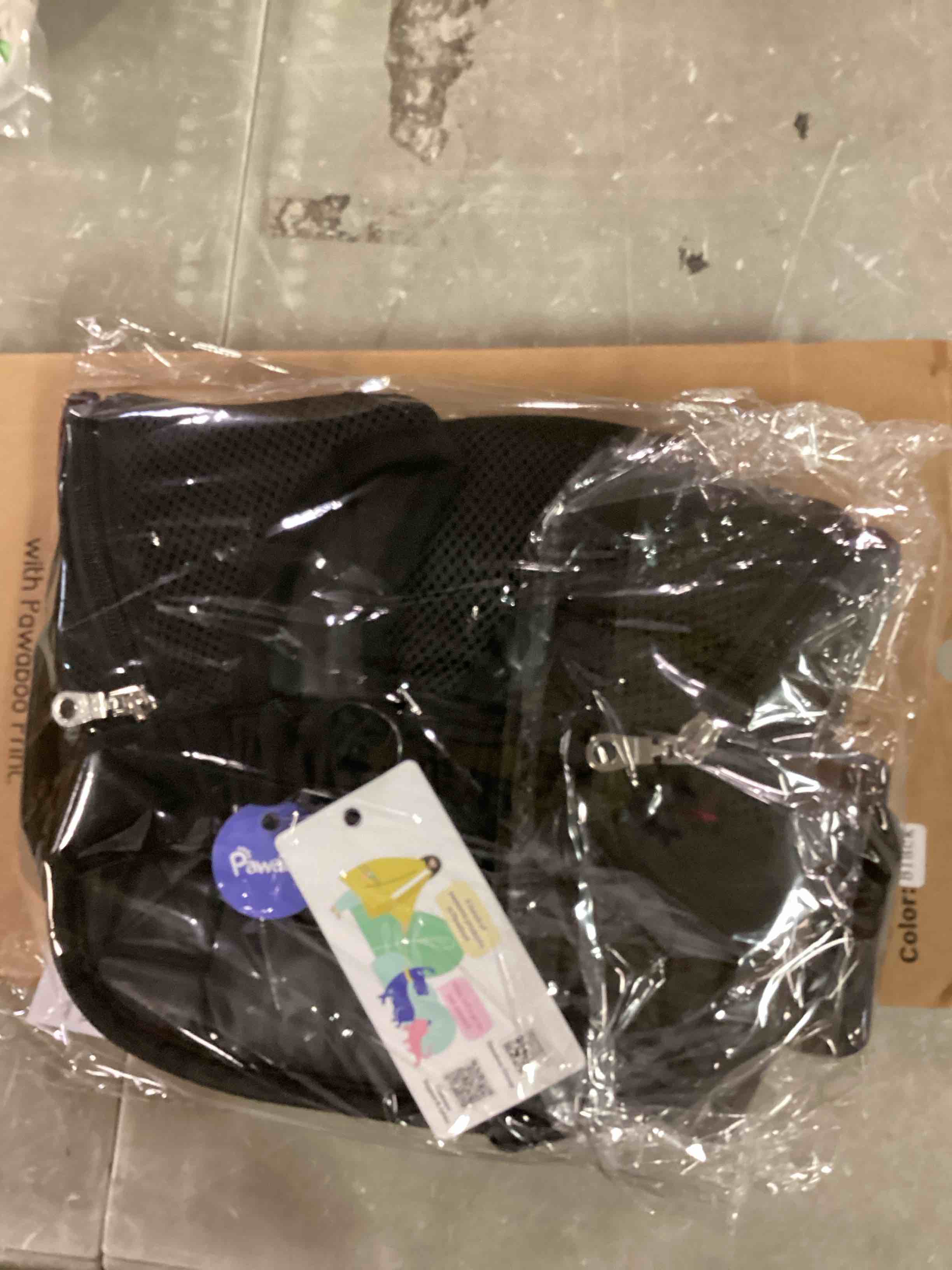 https://s3.amazonaws.com/lotting-images-prod/bidfta/RED6241426_1714411870840.jpeg