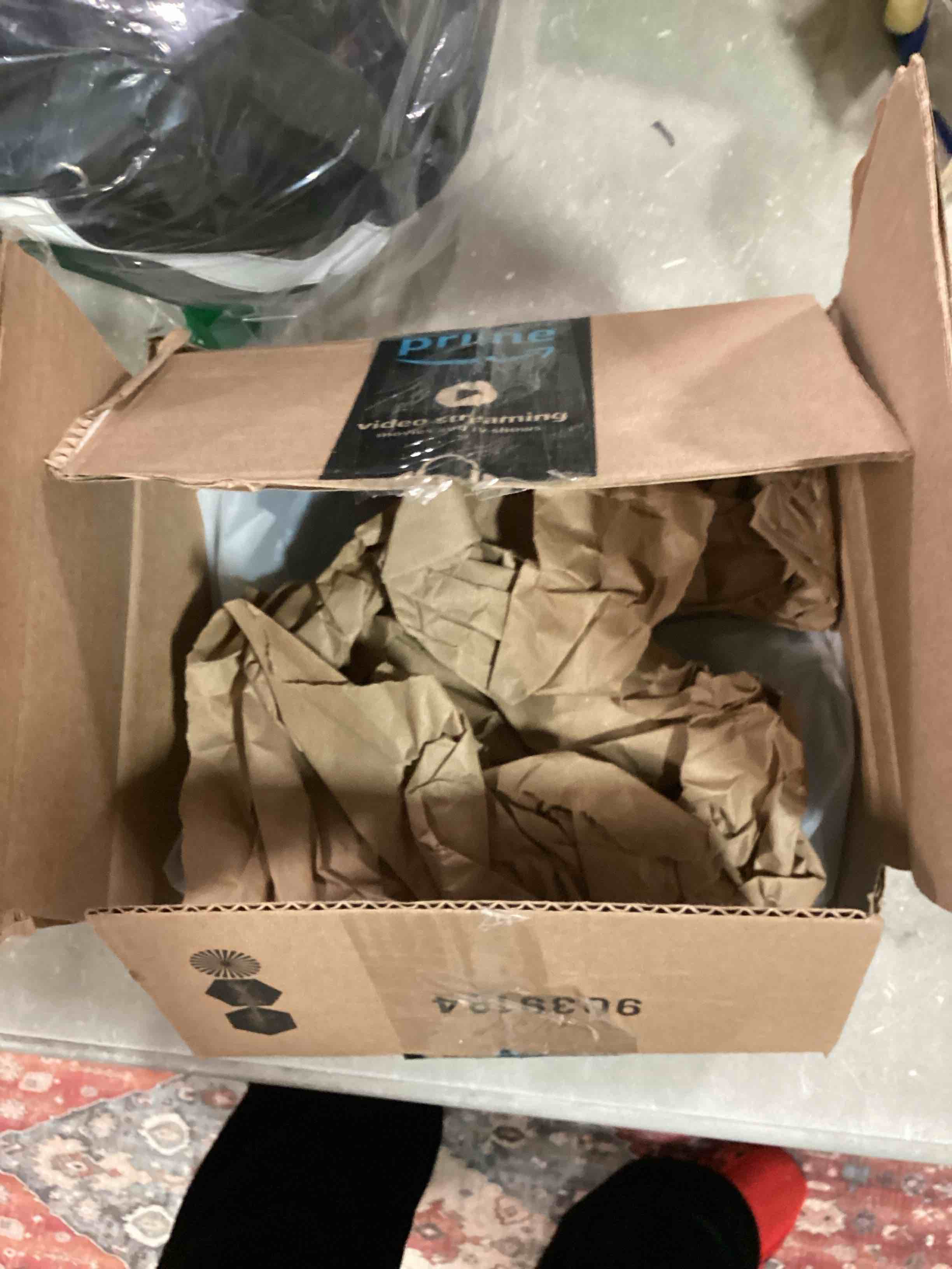 https://s3.amazonaws.com/lotting-images-prod/bidfta/RED6241468_1714415895305.jpeg