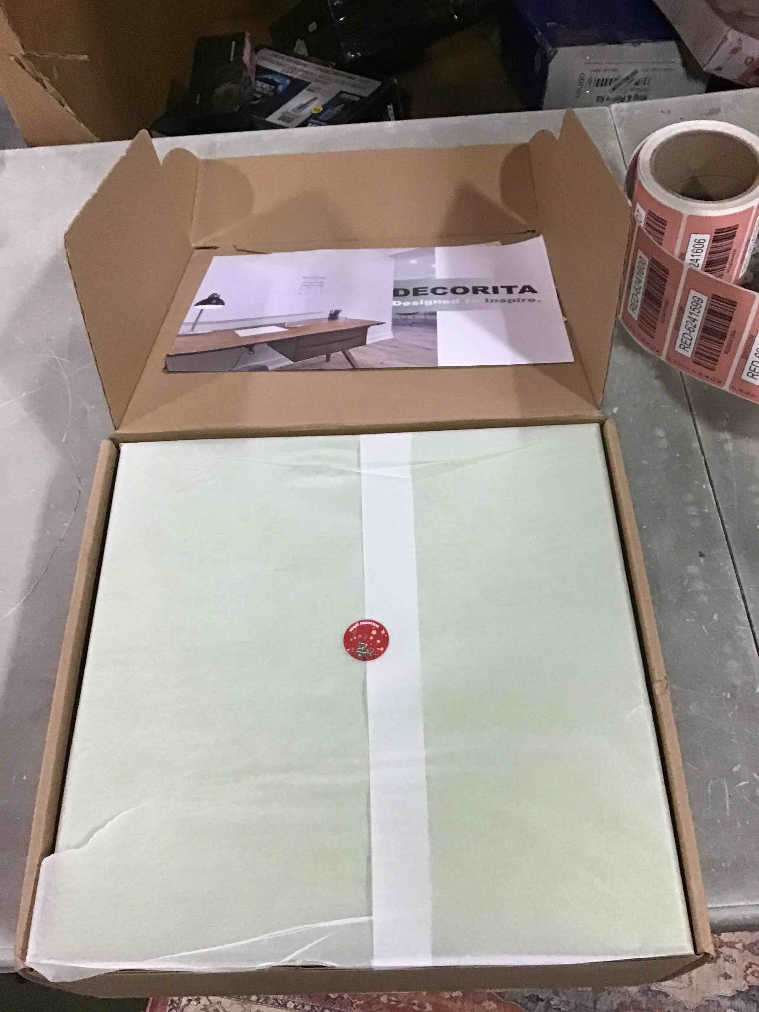 https://s3.amazonaws.com/lotting-images-prod/bidfta/RED6241595_1714483709302.jpeg