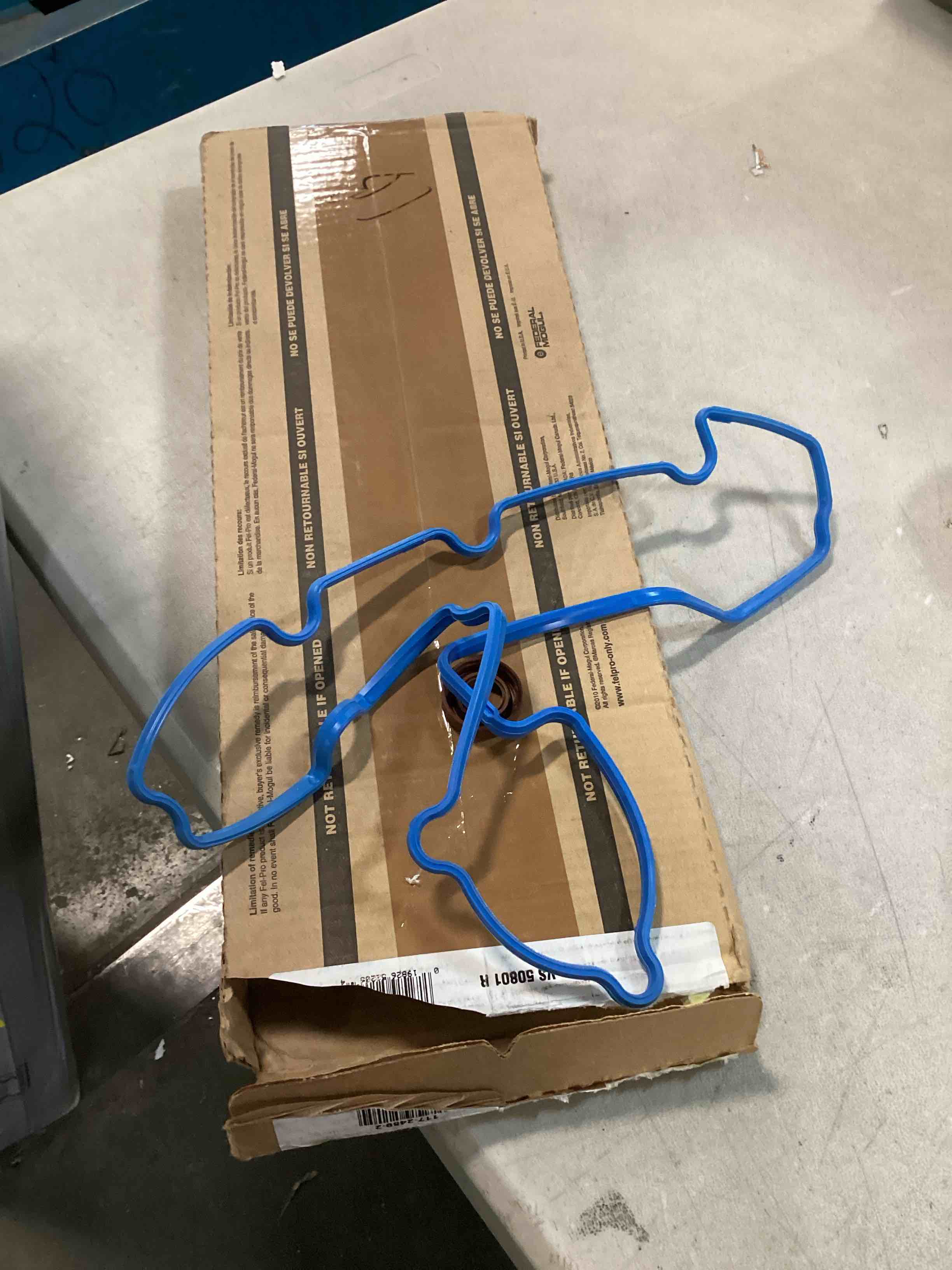 https://s3.amazonaws.com/lotting-images-prod/bidfta/RED6242091_1713798698487.jpeg